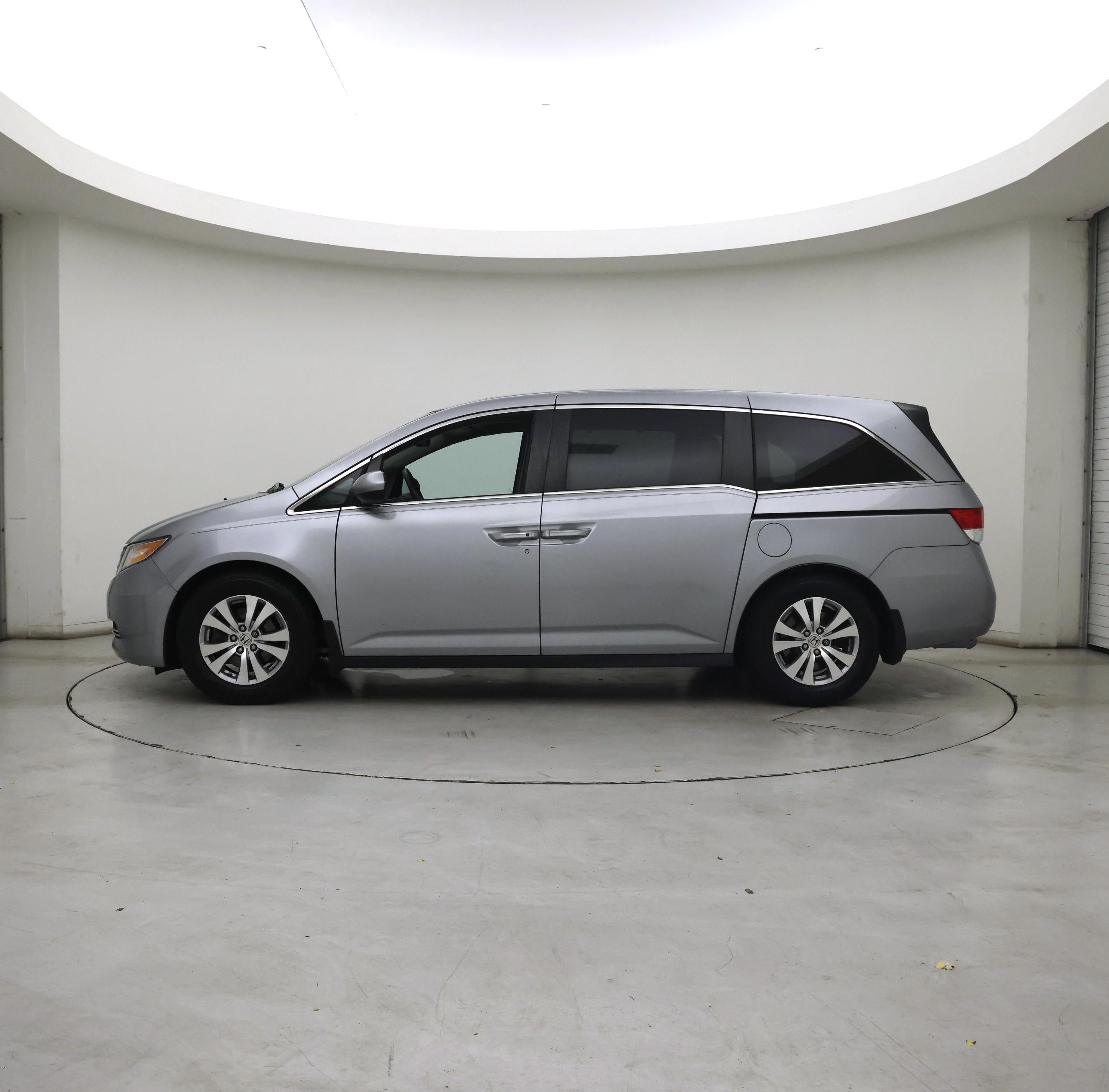 Thumbnail: 2016 Honda Odyssey - 3