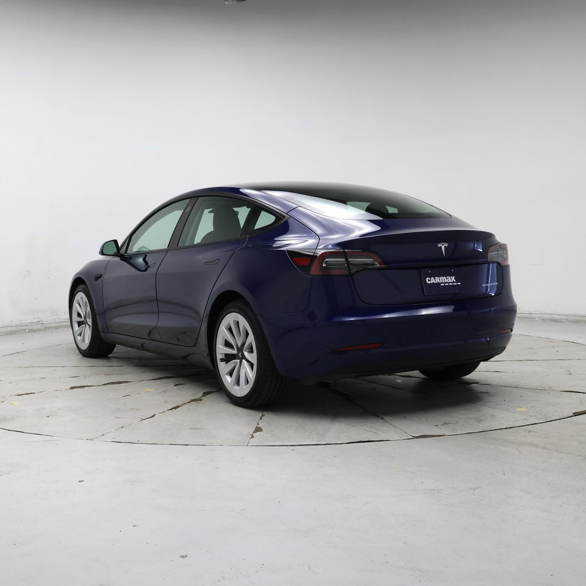 Thumbnail: 2023 Tesla Model 3 - 2