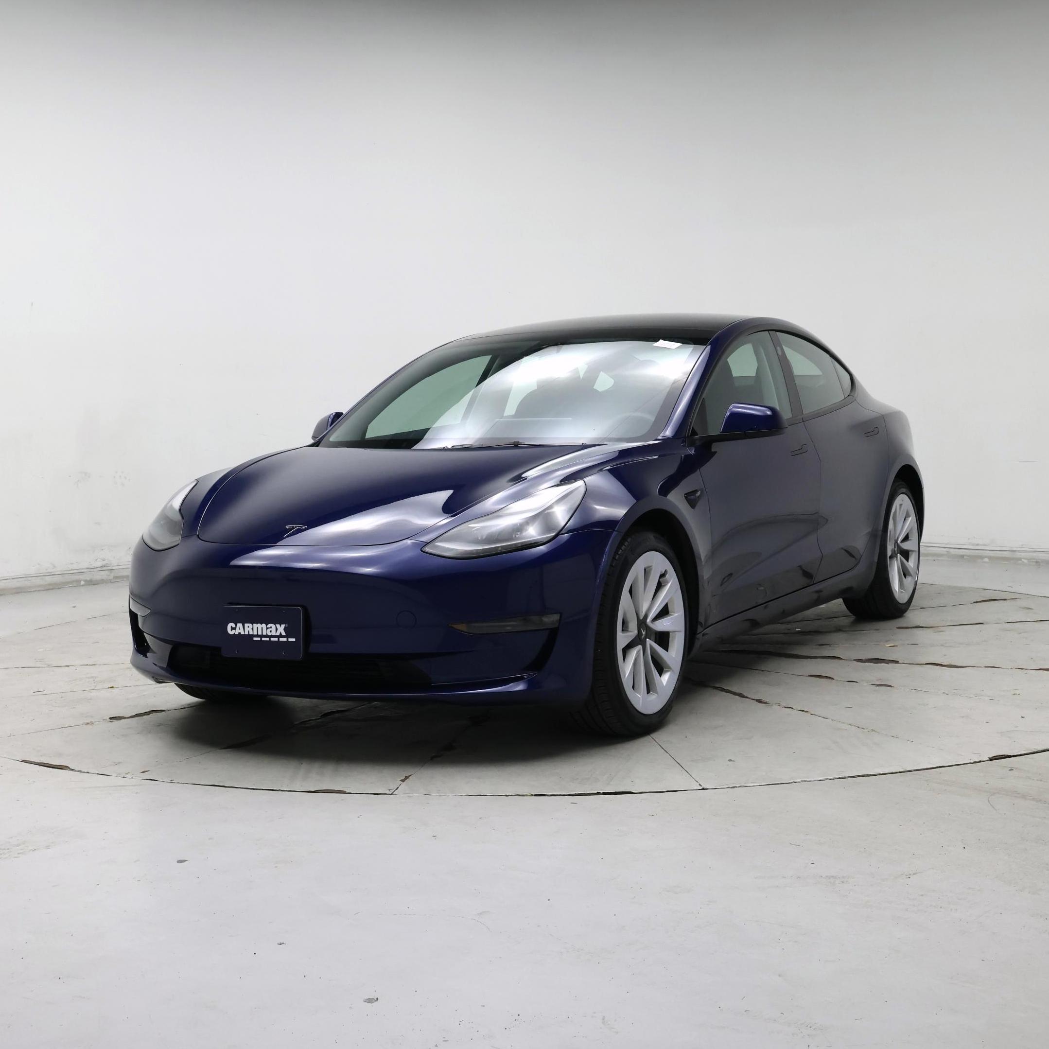 Thumbnail: 2023 Tesla Model 3 - 4