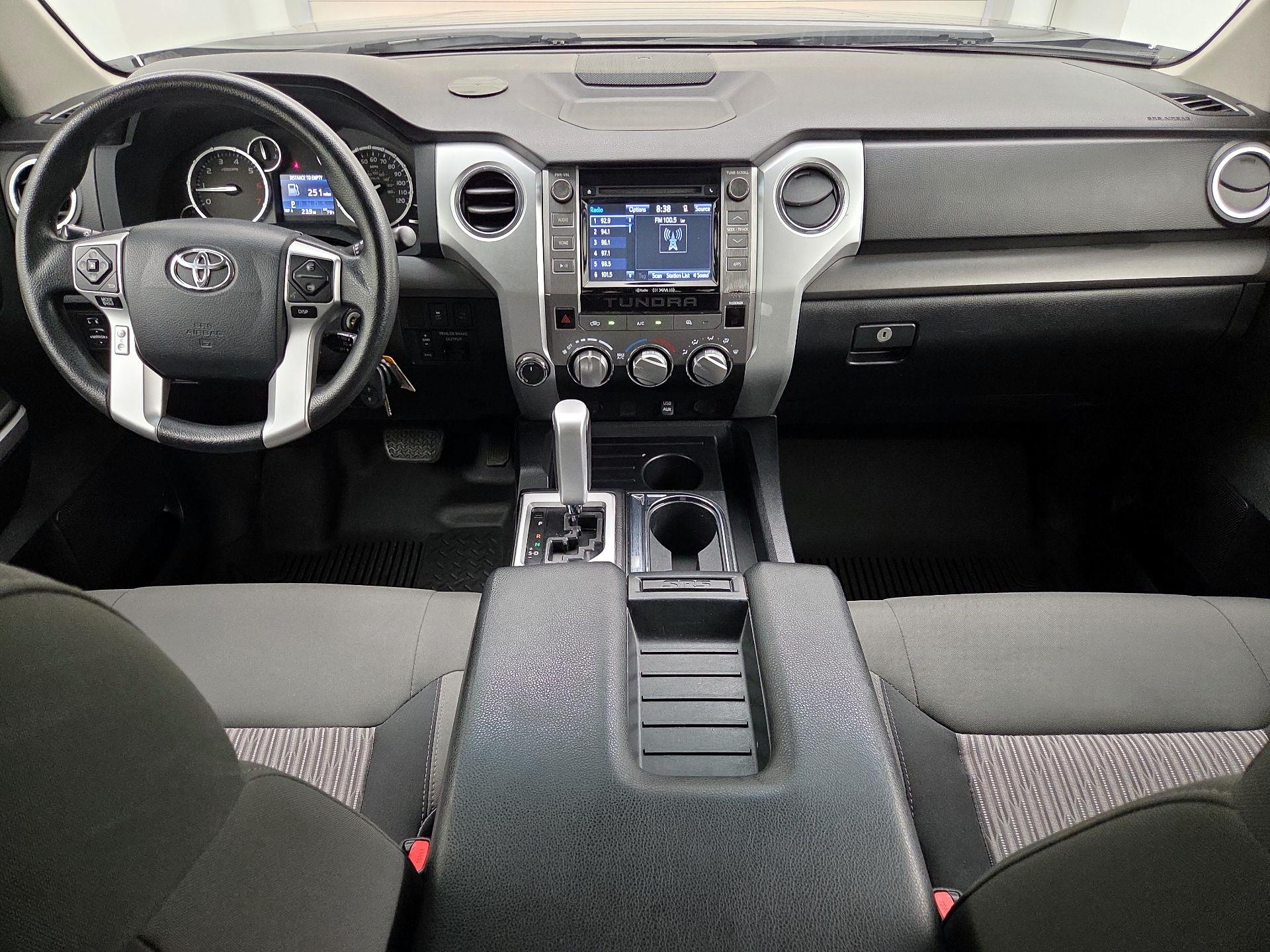 Thumbnail: 2017 Toyota Tundra - 9