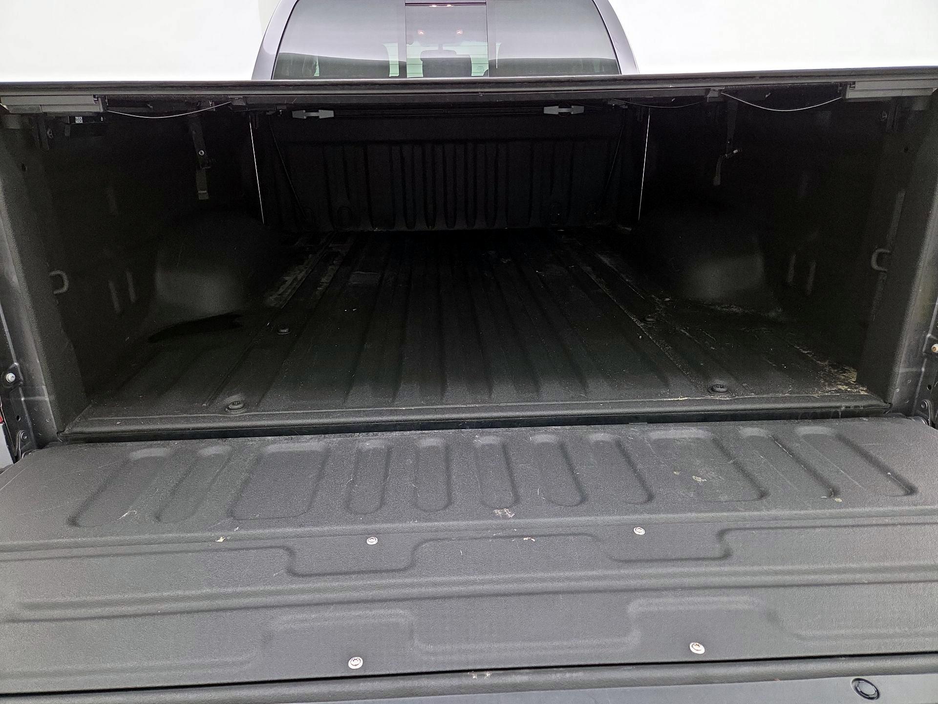 Thumbnail: 2017 Toyota Tundra - 20