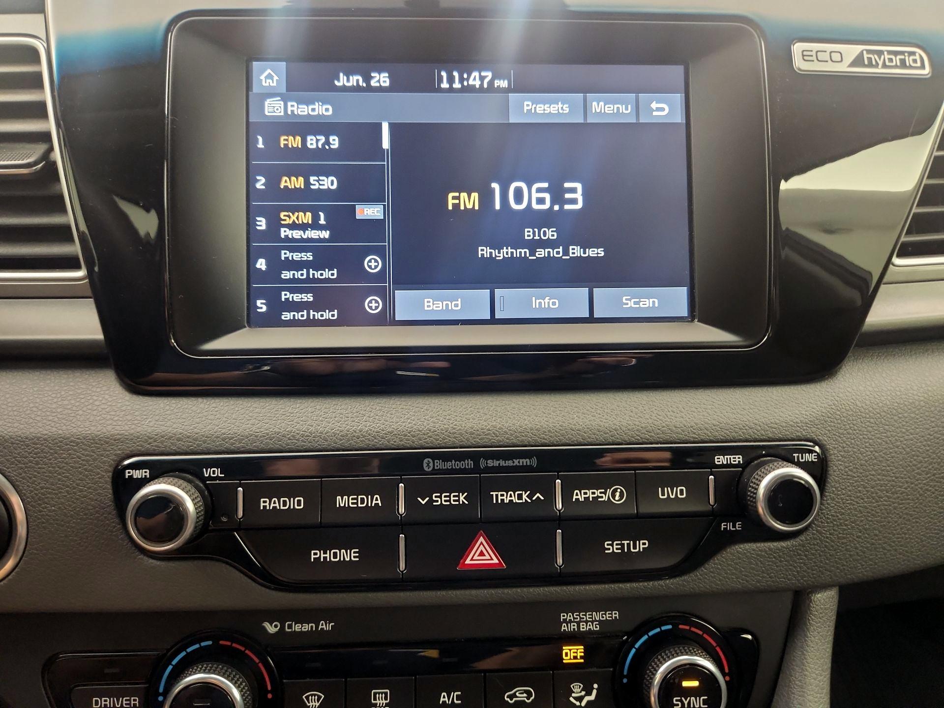 Thumbnail: 2018 Kia Niro - 14