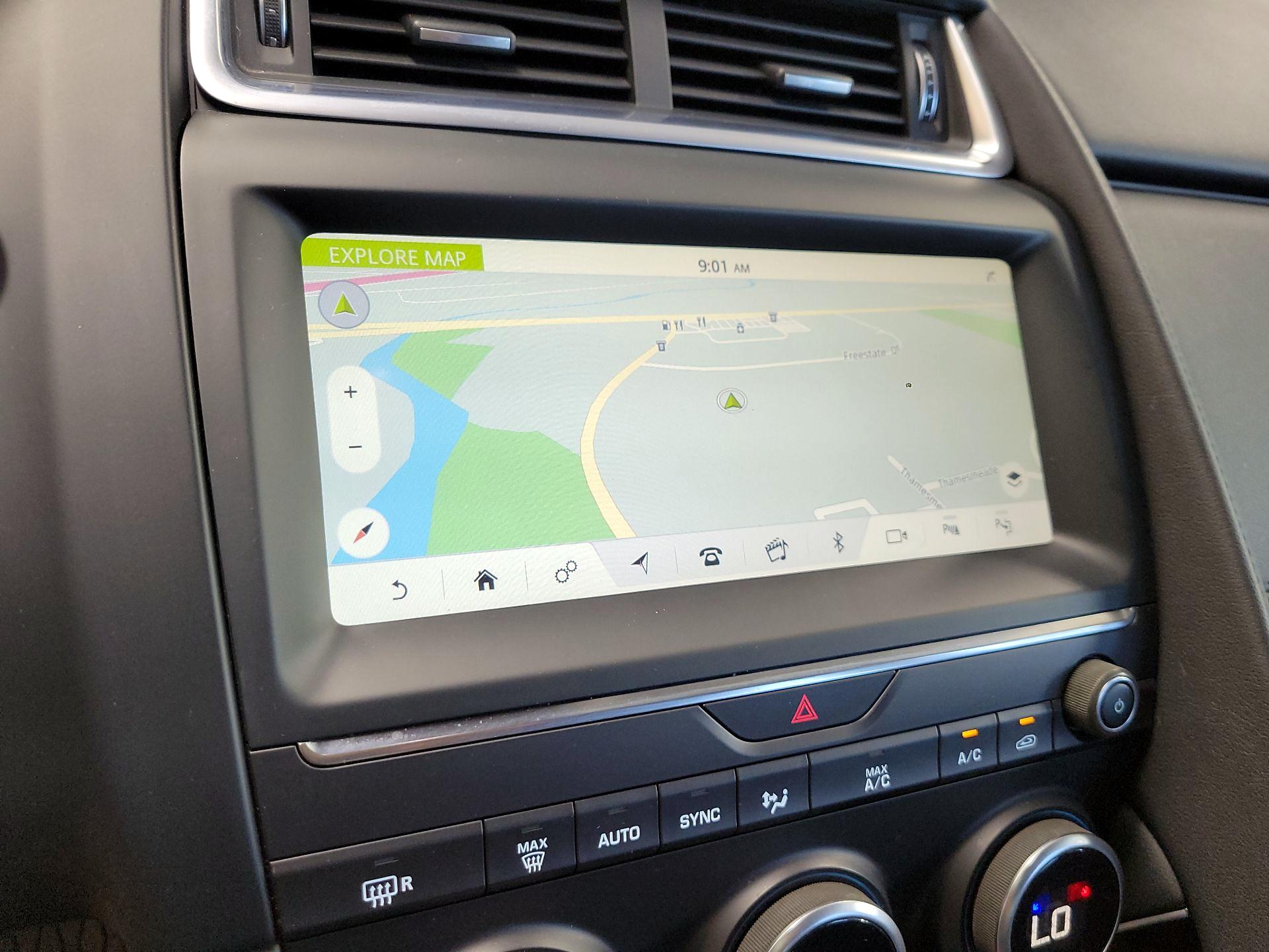 Thumbnail: 2019 Jaguar E-Pace - 14