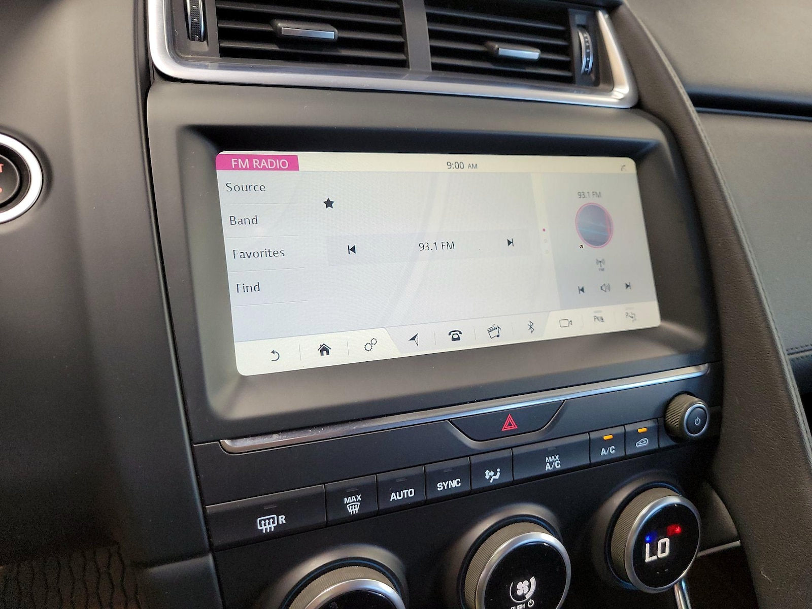 2019 Jaguar E-PACE SE - Photo 17