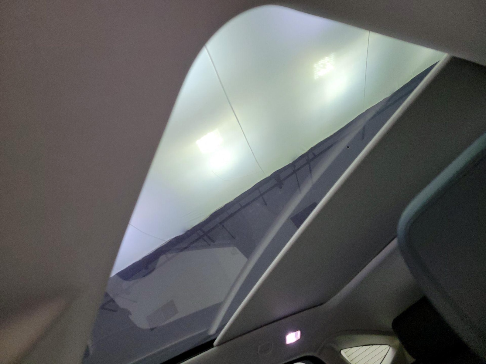 2019 Jaguar E-PACE SE - Photo 21