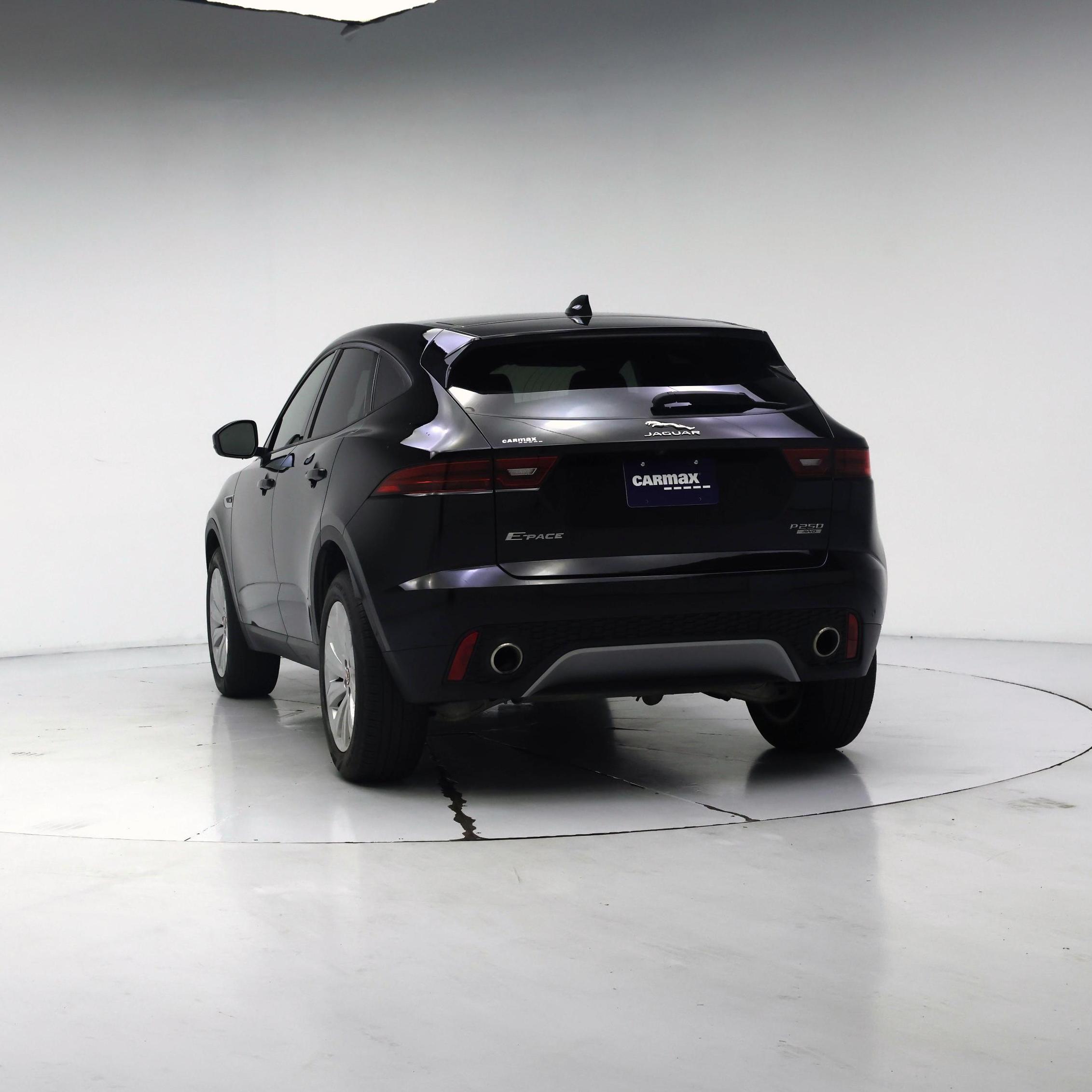 Thumbnail: 2019 Jaguar E-Pace - 6