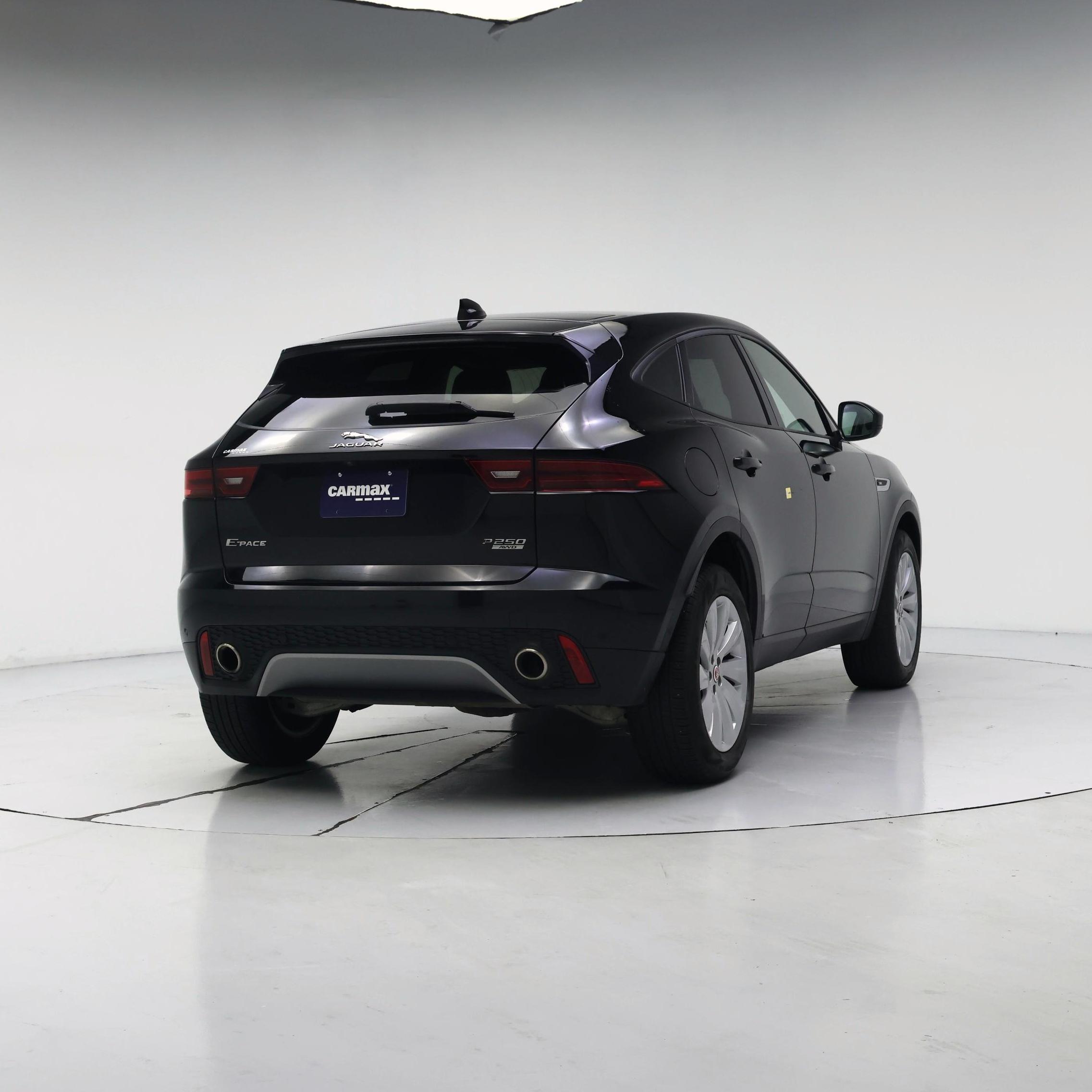 Thumbnail: 2019 Jaguar E-Pace - 8
