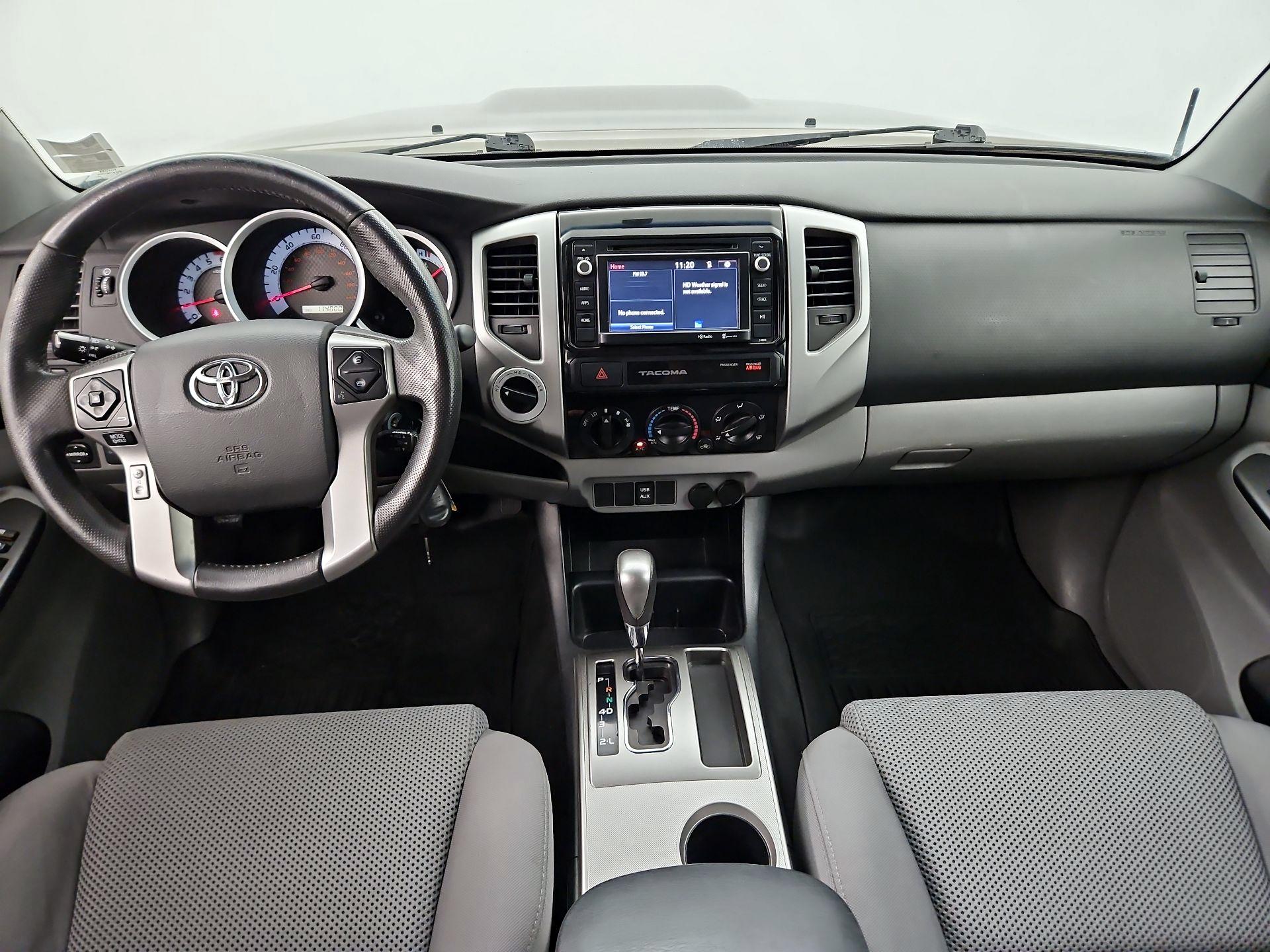 Thumbnail: 2015 Toyota Tacoma - 9