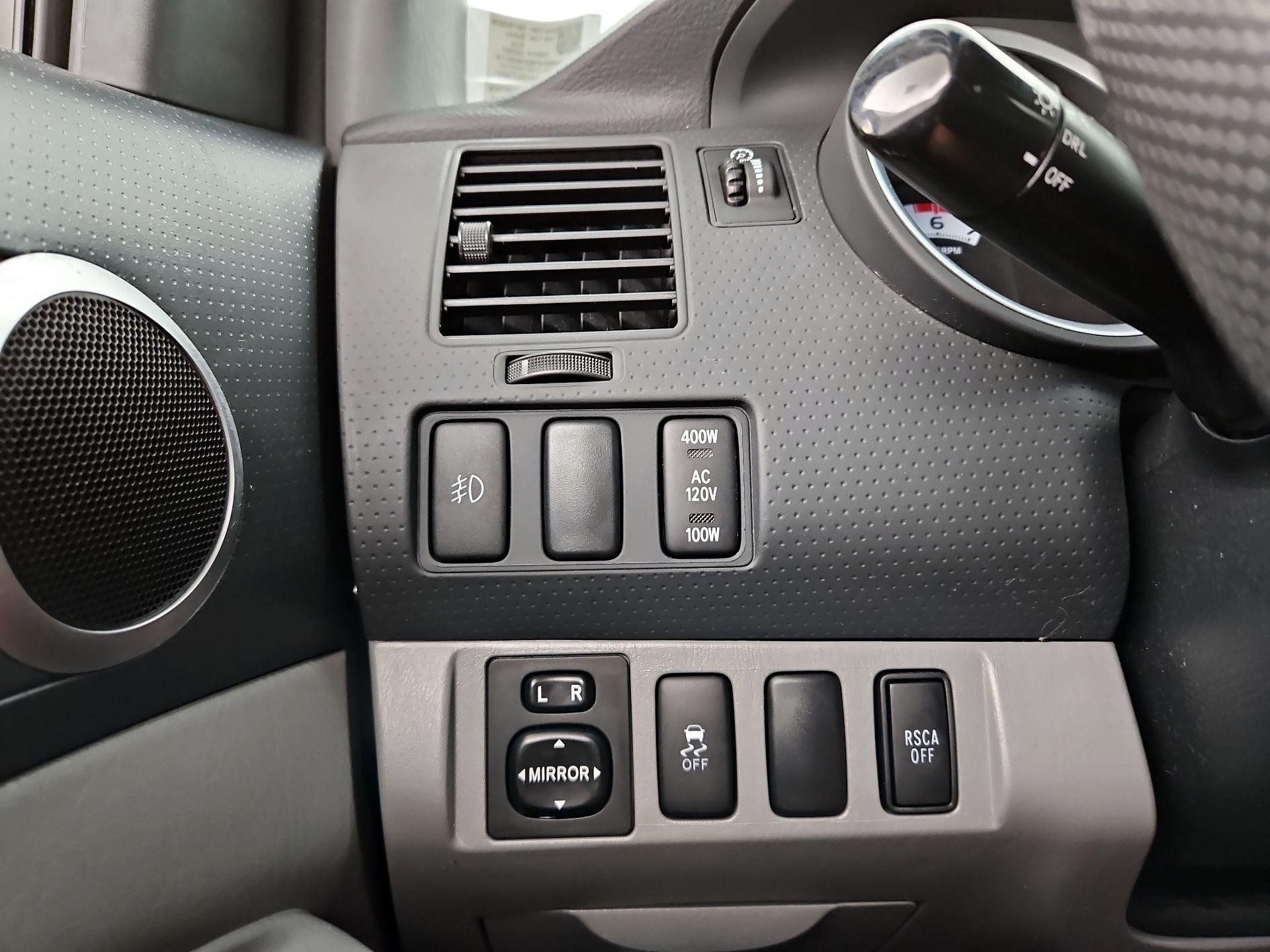 Thumbnail: 2015 Toyota Tacoma - 13