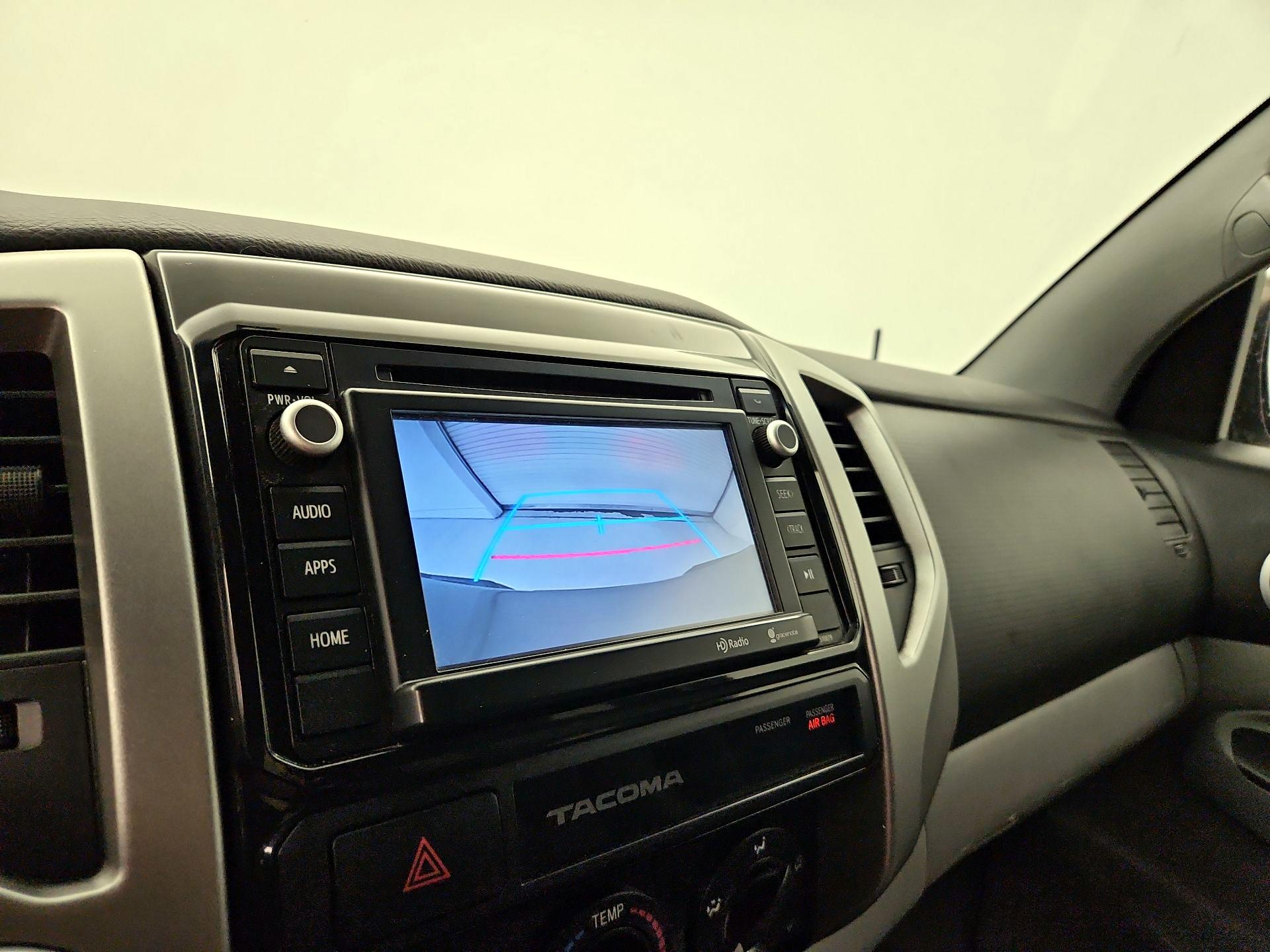 Thumbnail: 2015 Toyota Tacoma - 14