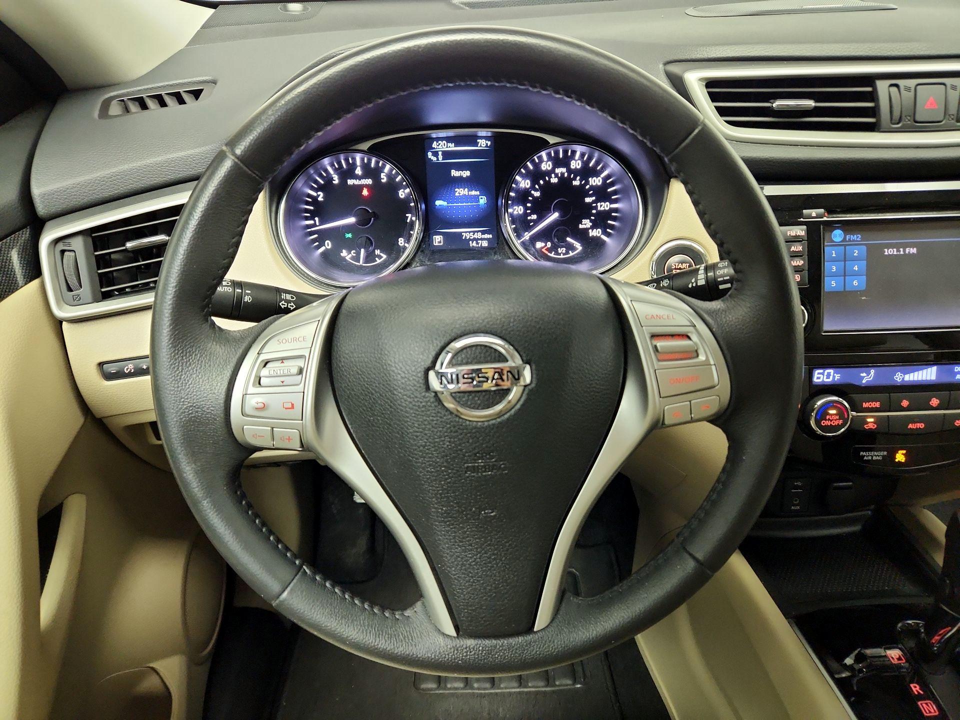 Thumbnail: 2016 Nissan Rogue - 10