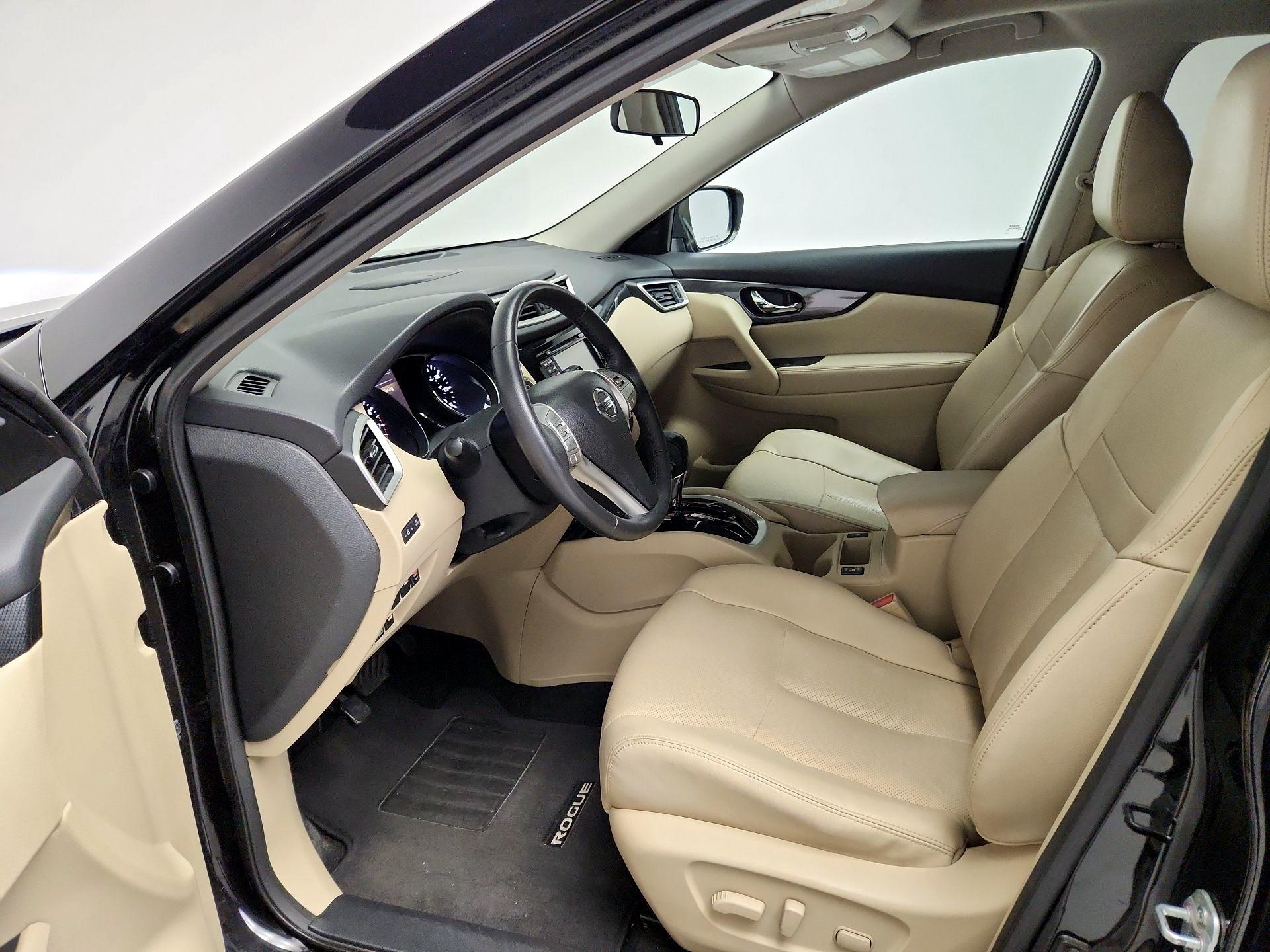 Thumbnail: 2016 Nissan Rogue - 11