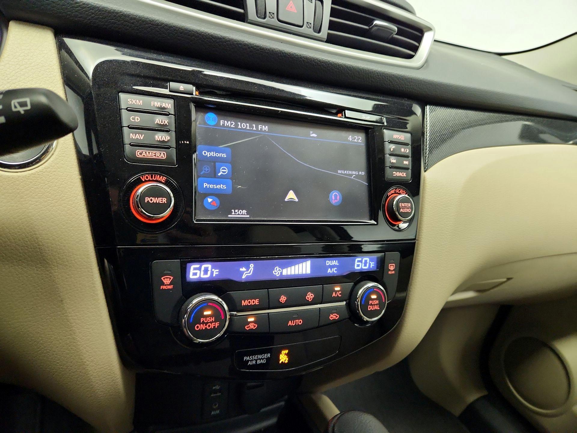 Thumbnail: 2016 Nissan Rogue - 14