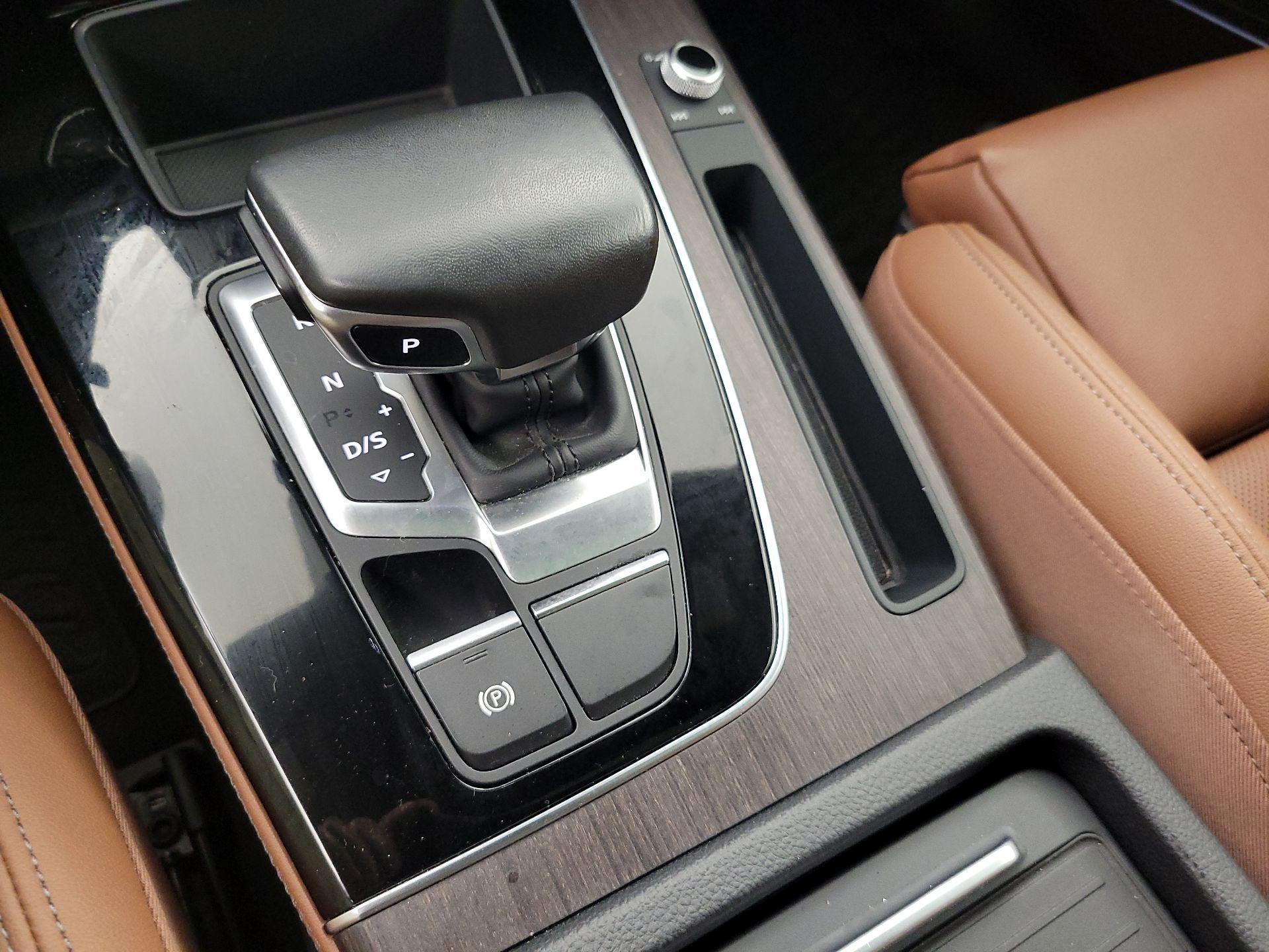 Thumbnail: 2021 Audi Q5 - 18