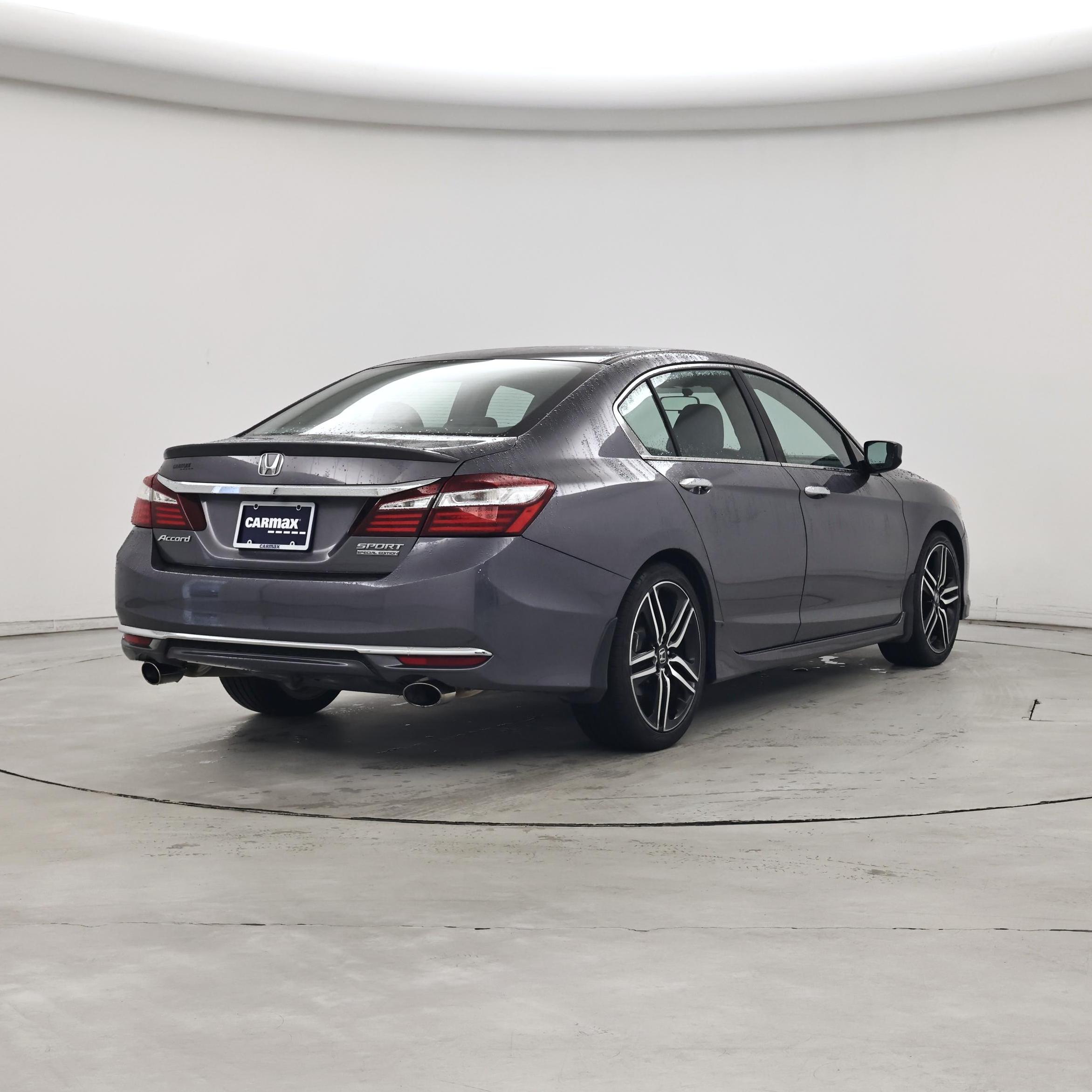 Thumbnail: 2017 Honda Accord - 8