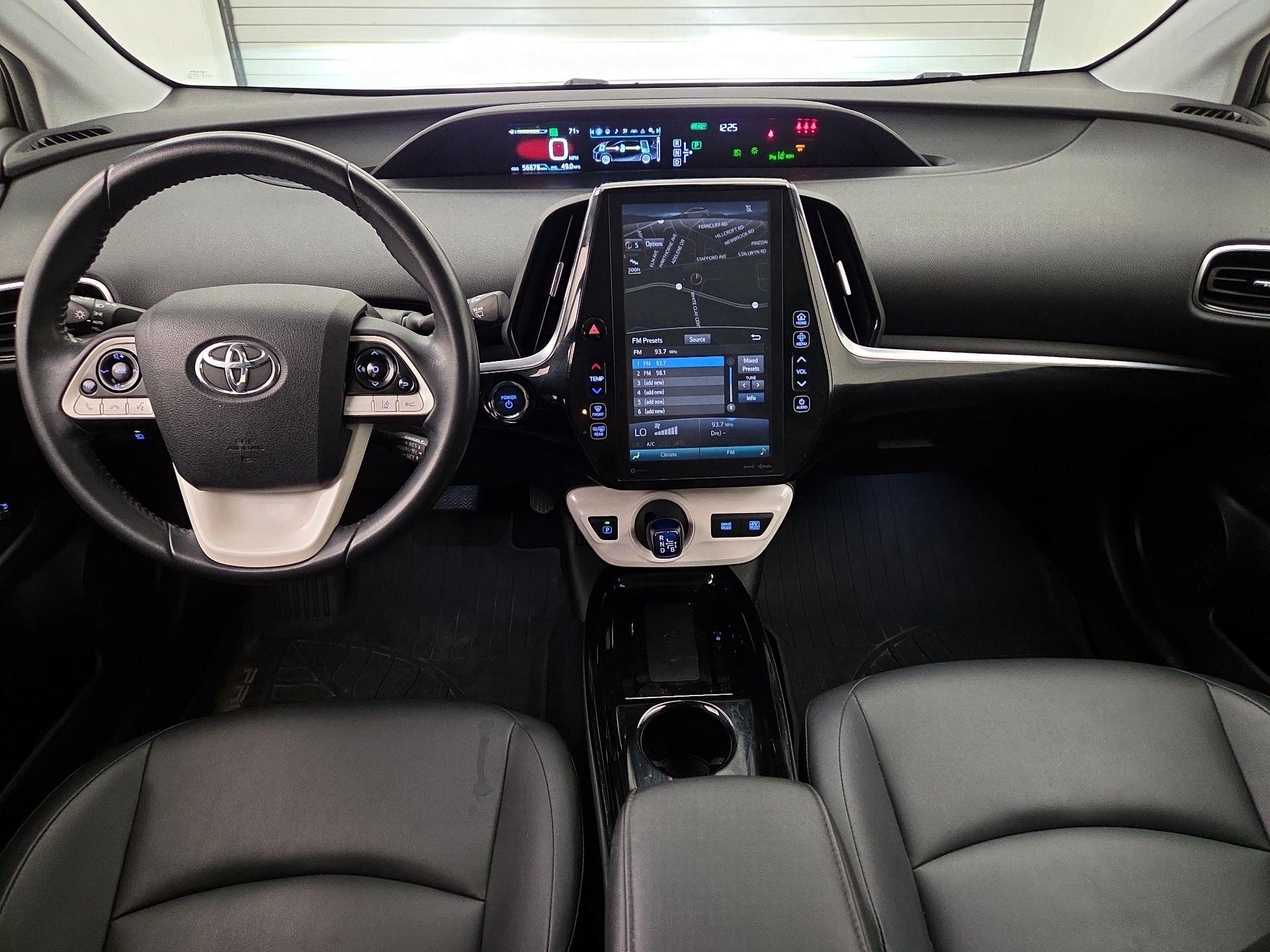 Thumbnail: 2018 Toyota Prius - 9