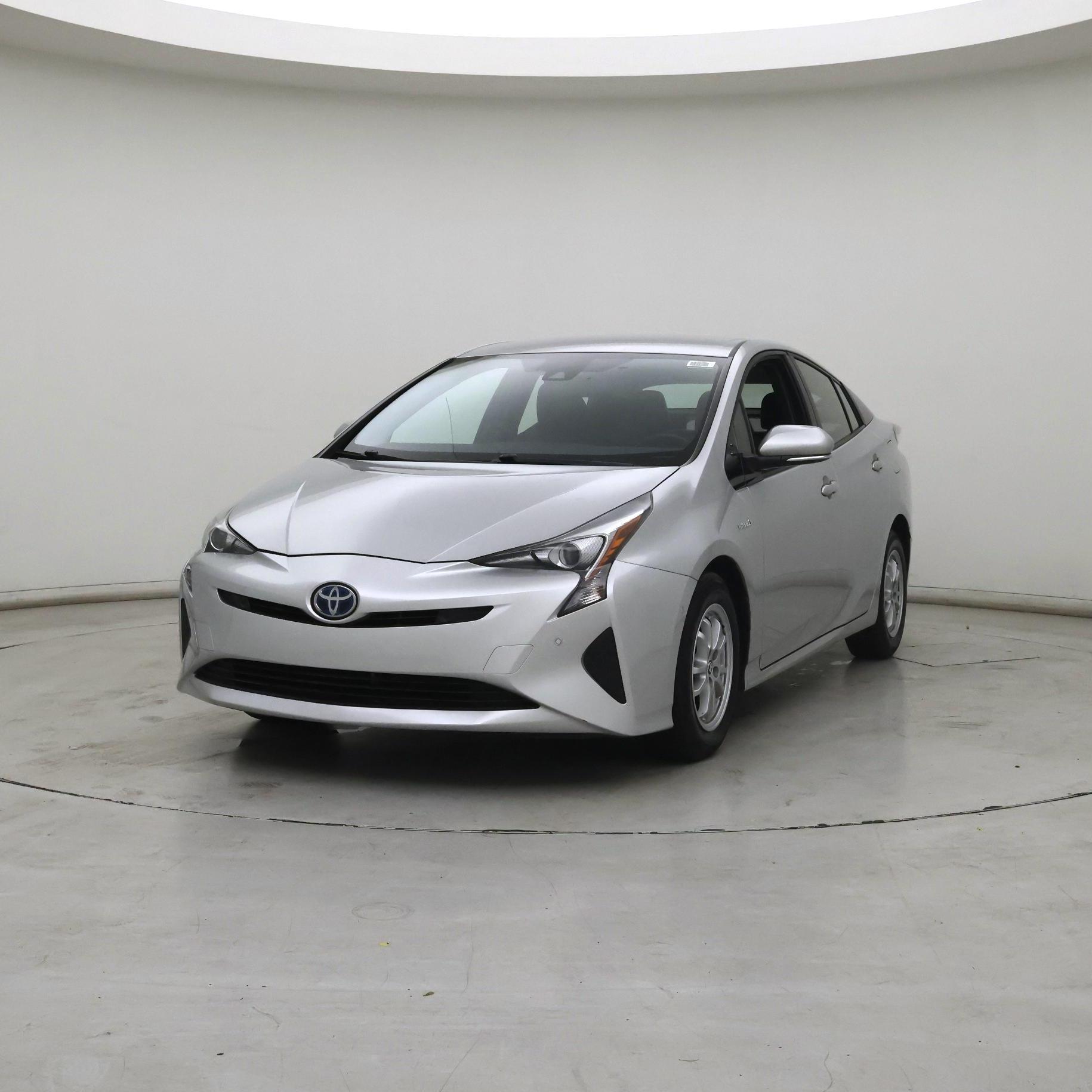 Thumbnail: 2018 Toyota Prius - 4