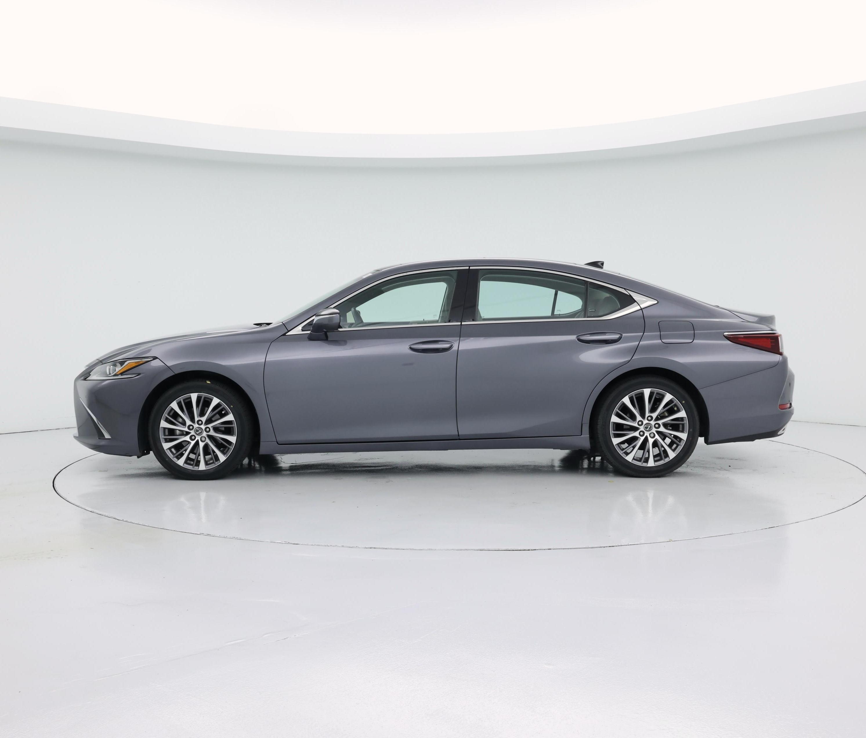 Thumbnail: 2019 Lexus ES - 3