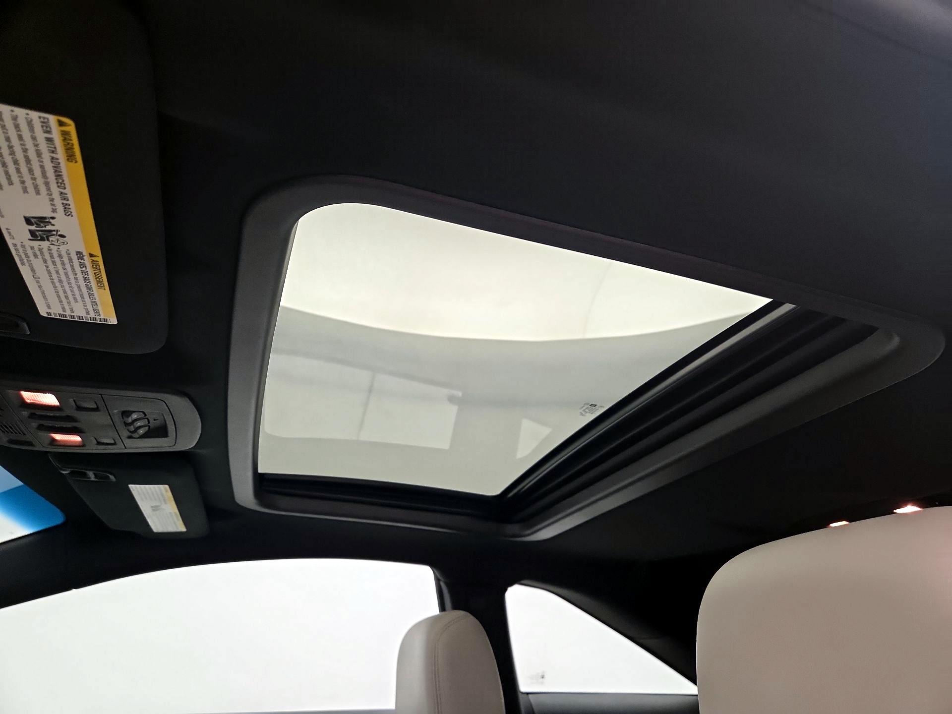 Thumbnail: 2014 Cadillac CTS - 19