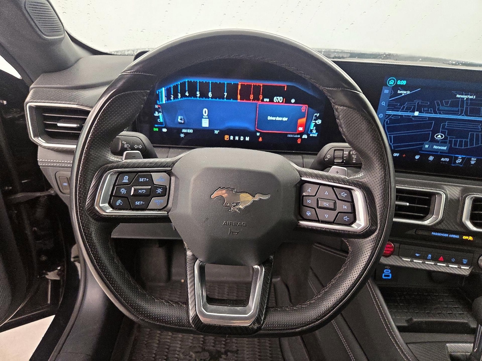 2024 Ford Mustang GT Premium - Photo 11
