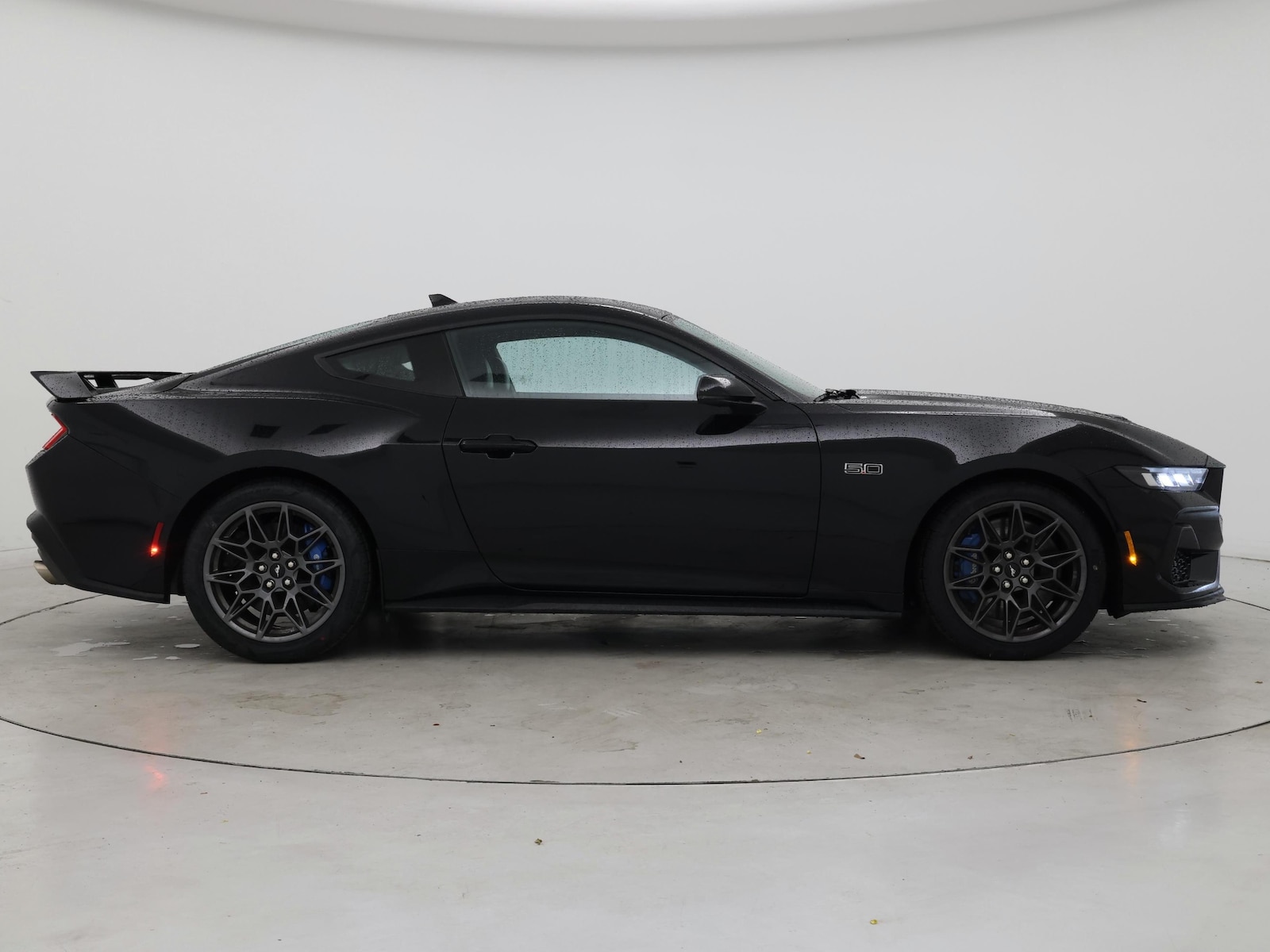 2024 Ford Mustang GT Premium - Photo 8