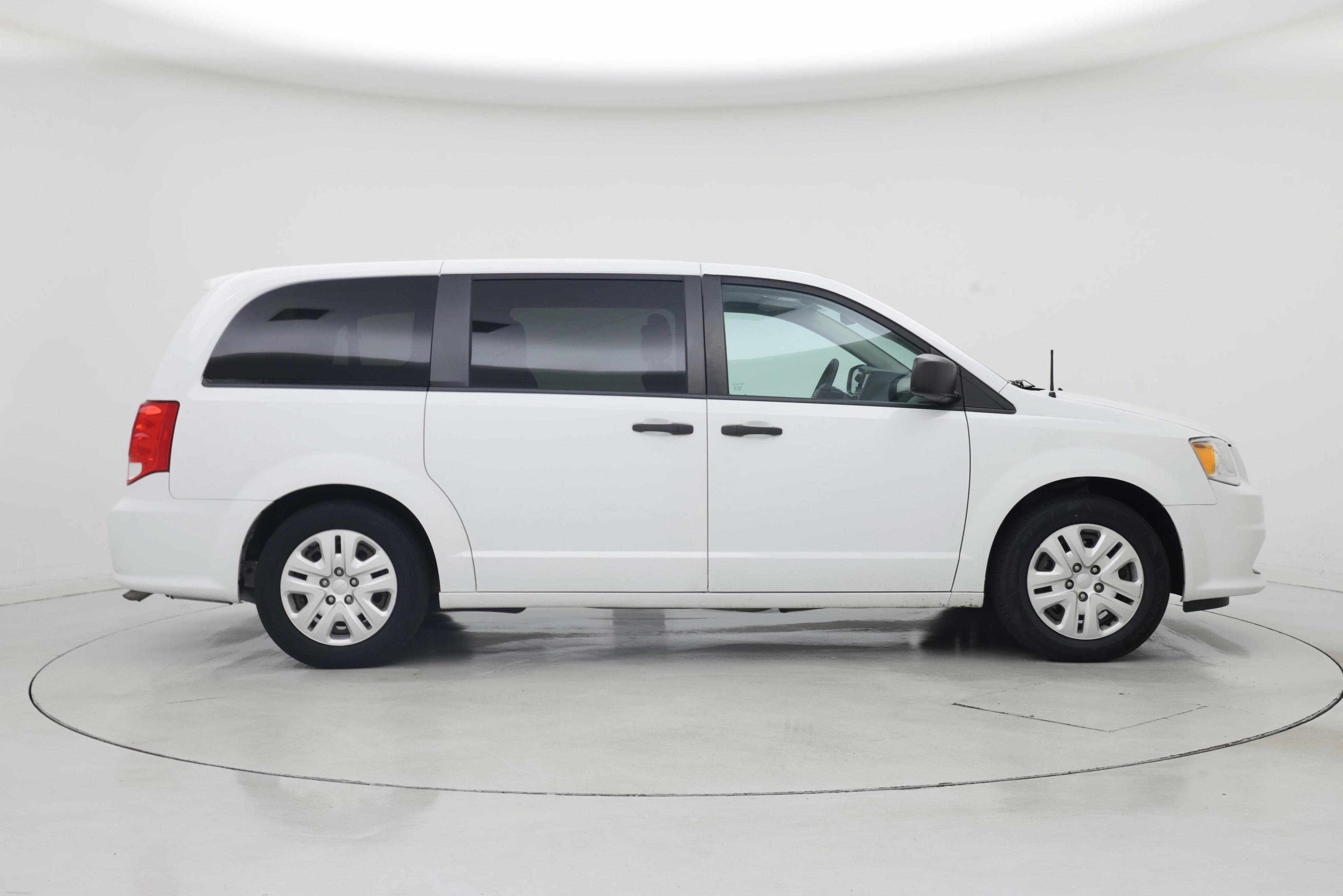 Thumbnail: 2019 Dodge Grand Caravan - 7