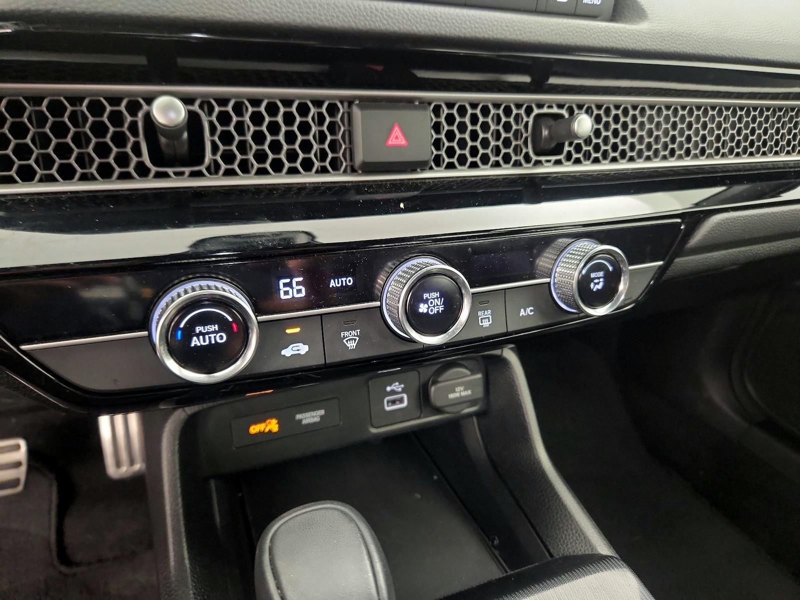 2024 Honda Civic Sport - Photo 17