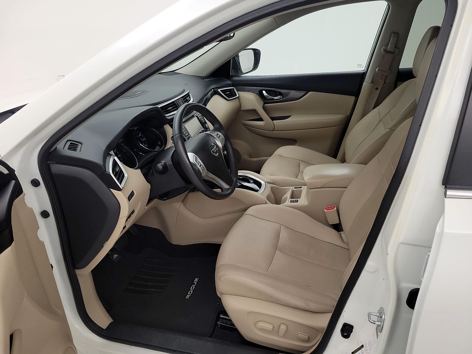 Thumbnail: 2016 Nissan Rogue - 11
