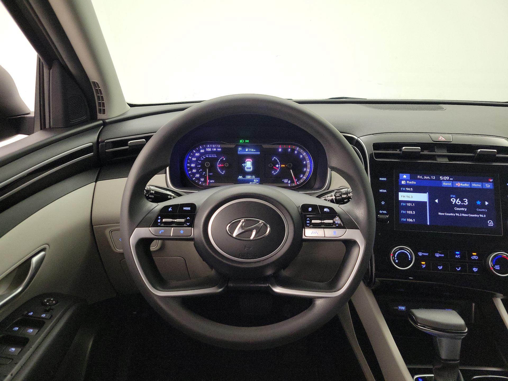 Thumbnail: 2022 Hyundai Tucson - 10