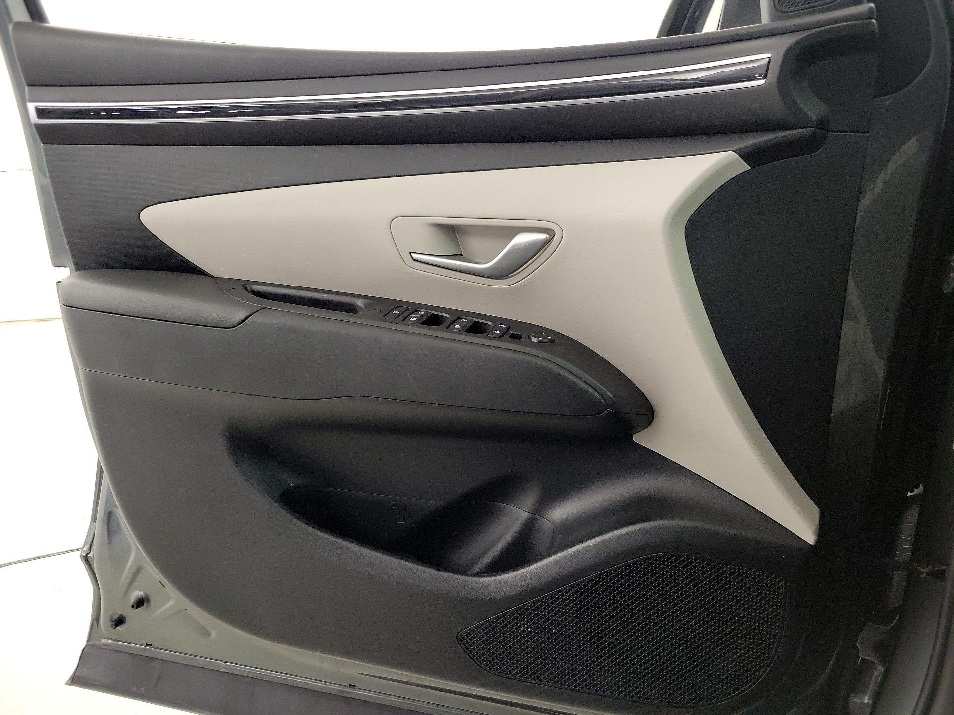 Thumbnail: 2022 Hyundai Tucson - 12
