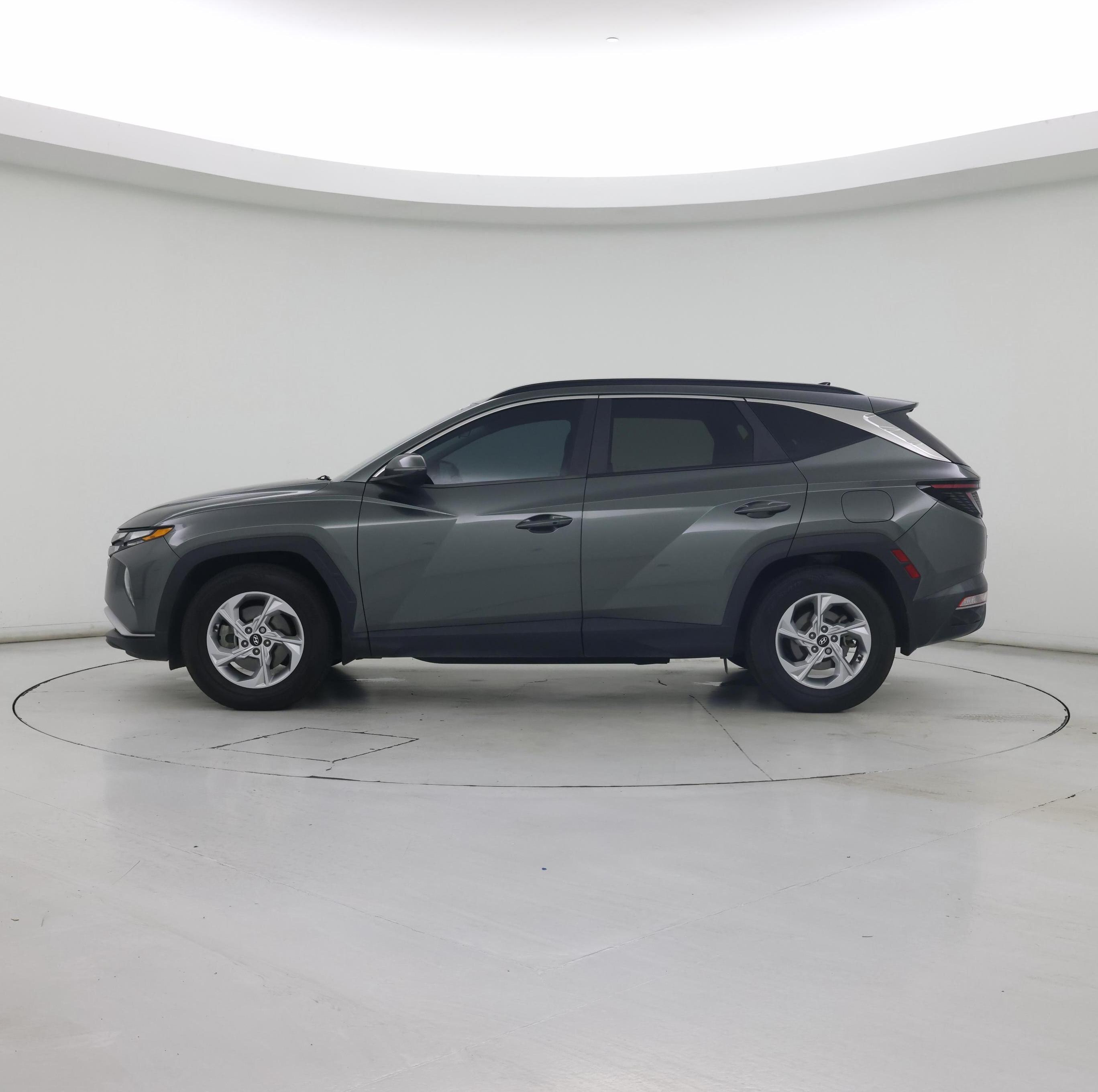 Thumbnail: 2022 Hyundai Tucson - 3