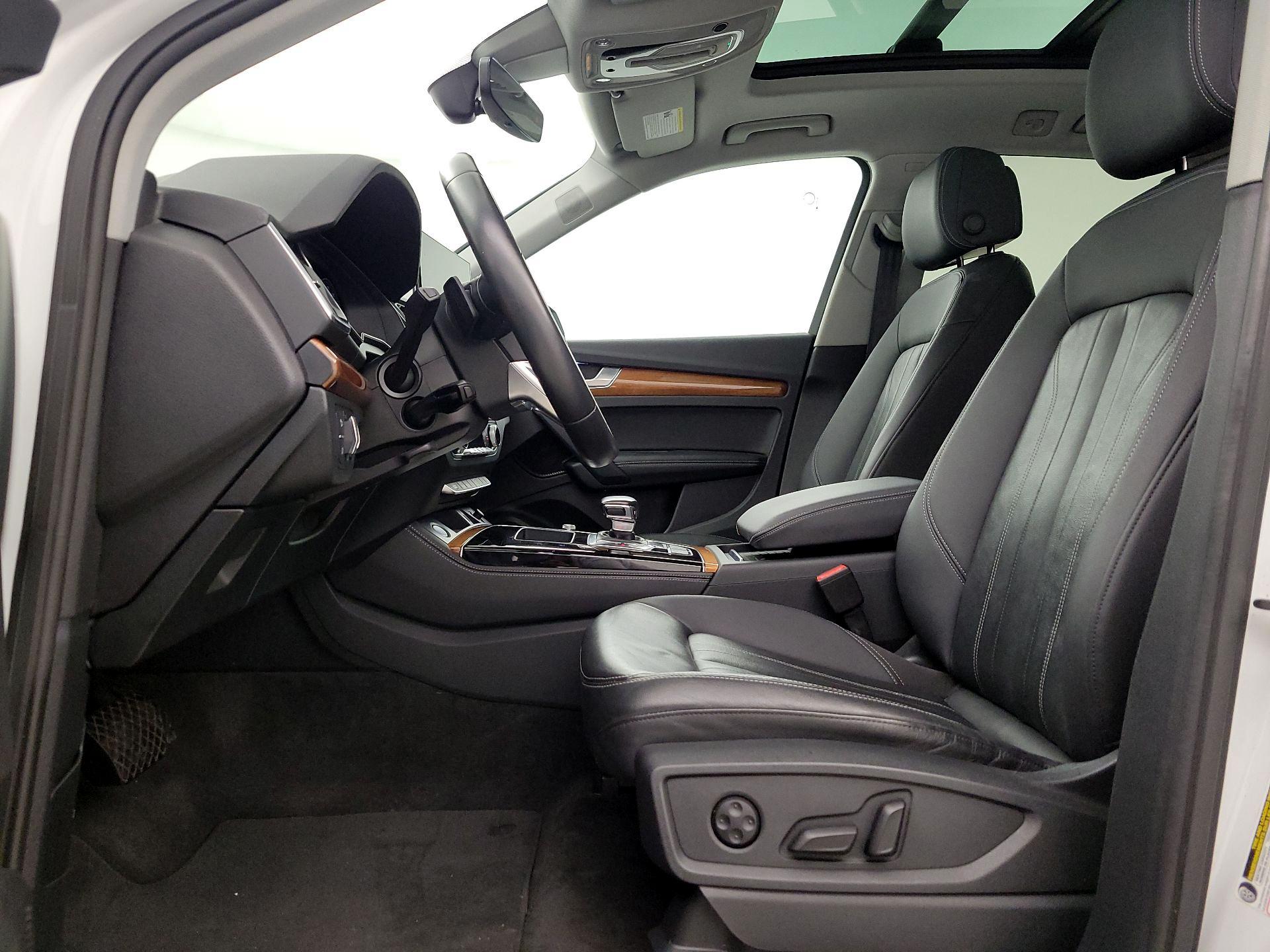 Thumbnail: 2021 Audi Q5 - 11