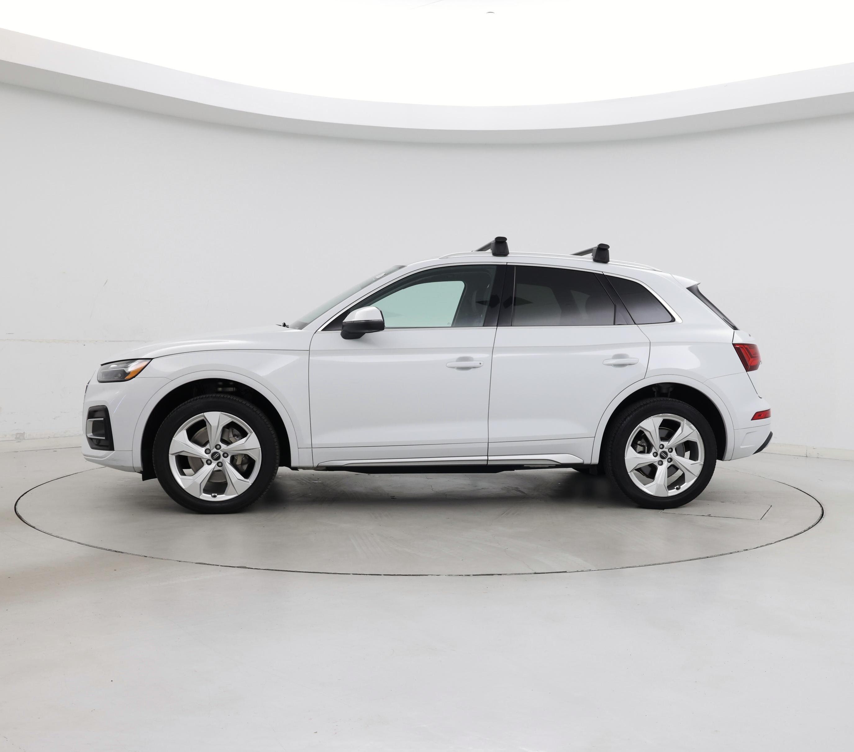 Thumbnail: 2021 Audi Q5 - 3