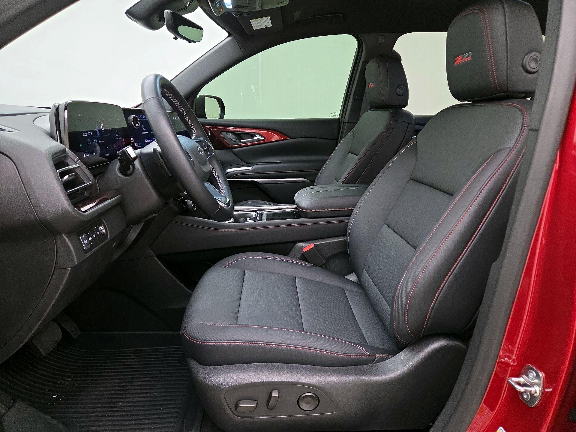 Thumbnail: 2026 Chevrolet Traverse - 11