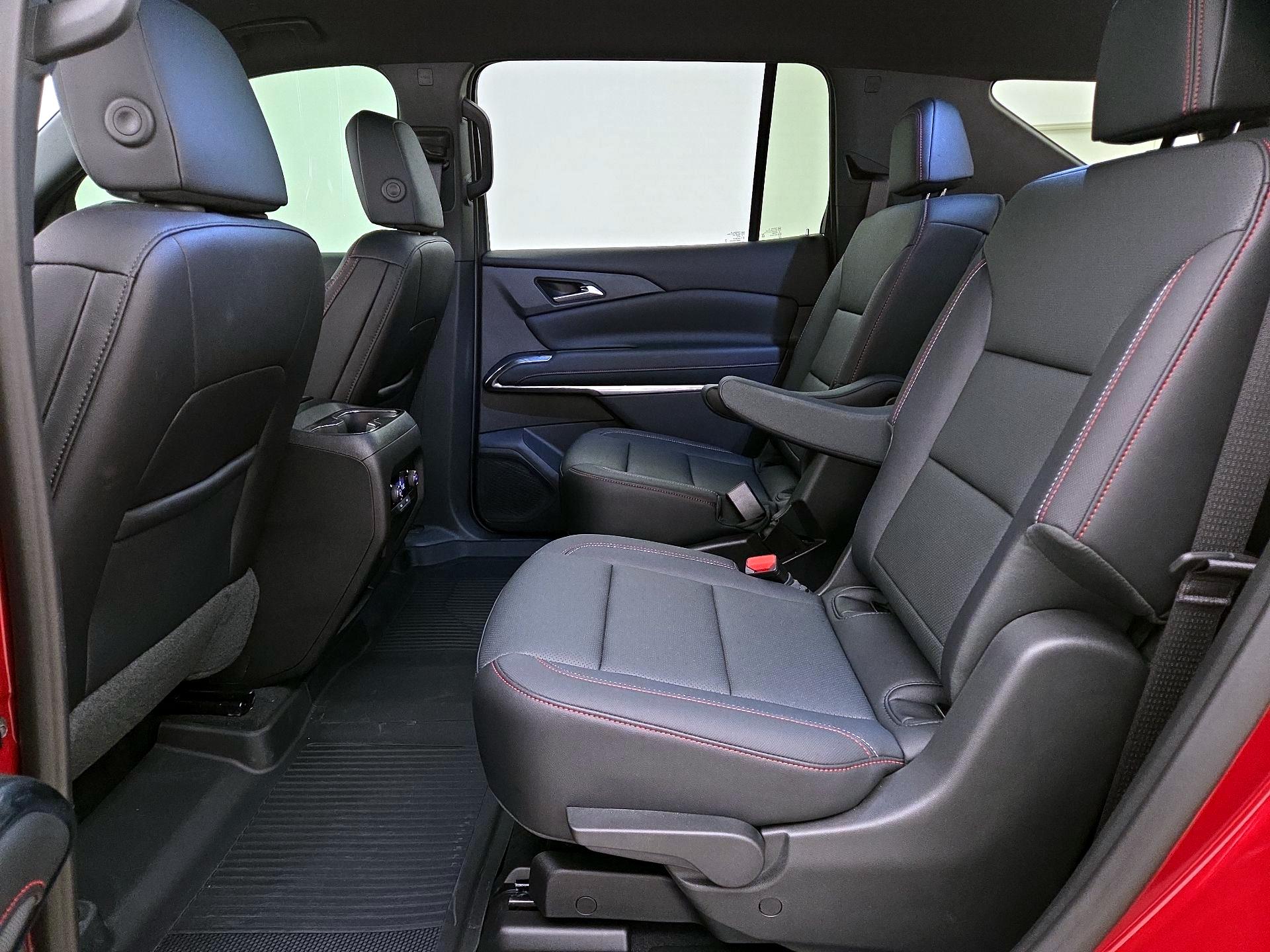 Thumbnail: 2026 Chevrolet Traverse - 19