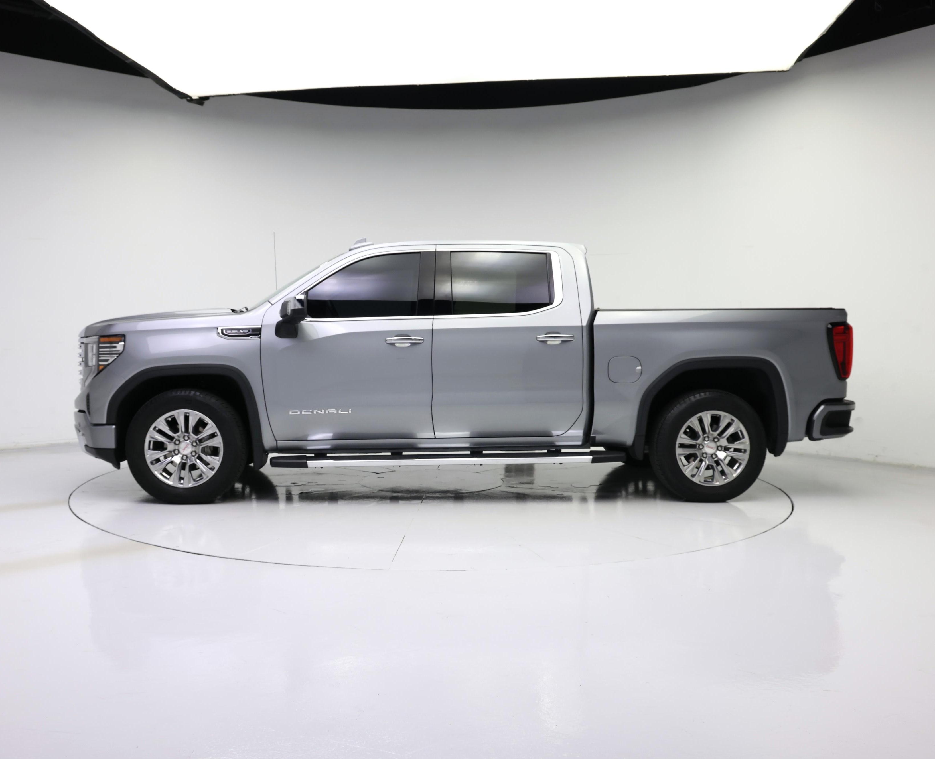 Thumbnail: 2023 GMC Sierra 1500 - 3
