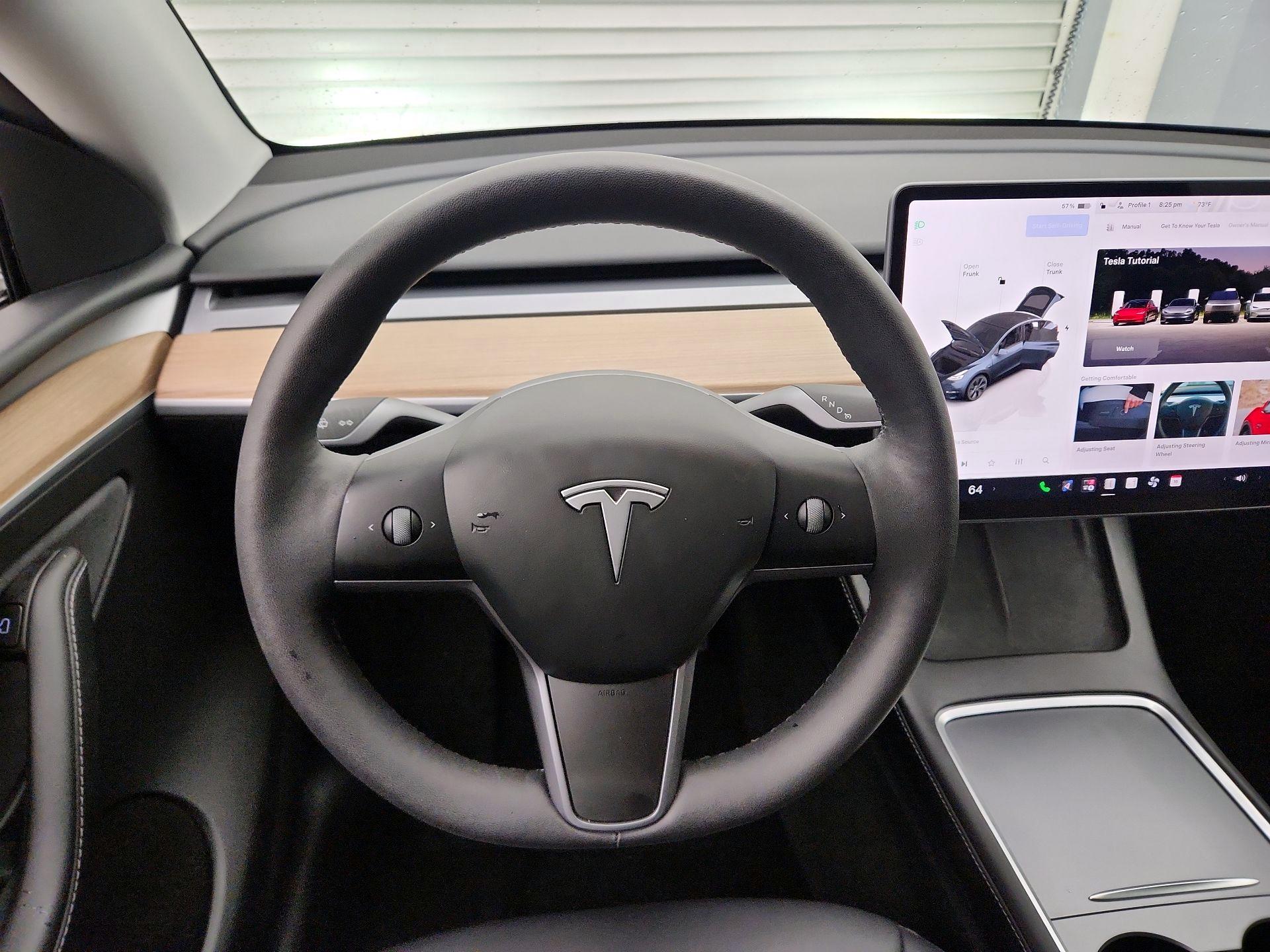 Thumbnail: 2025 Tesla Model Y - 10