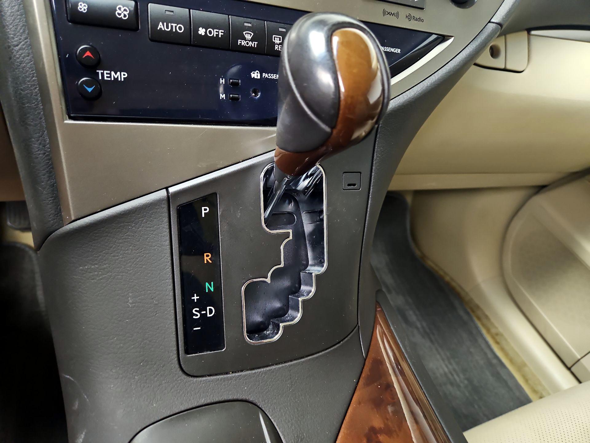 Thumbnail: 2015 Lexus RX - 17