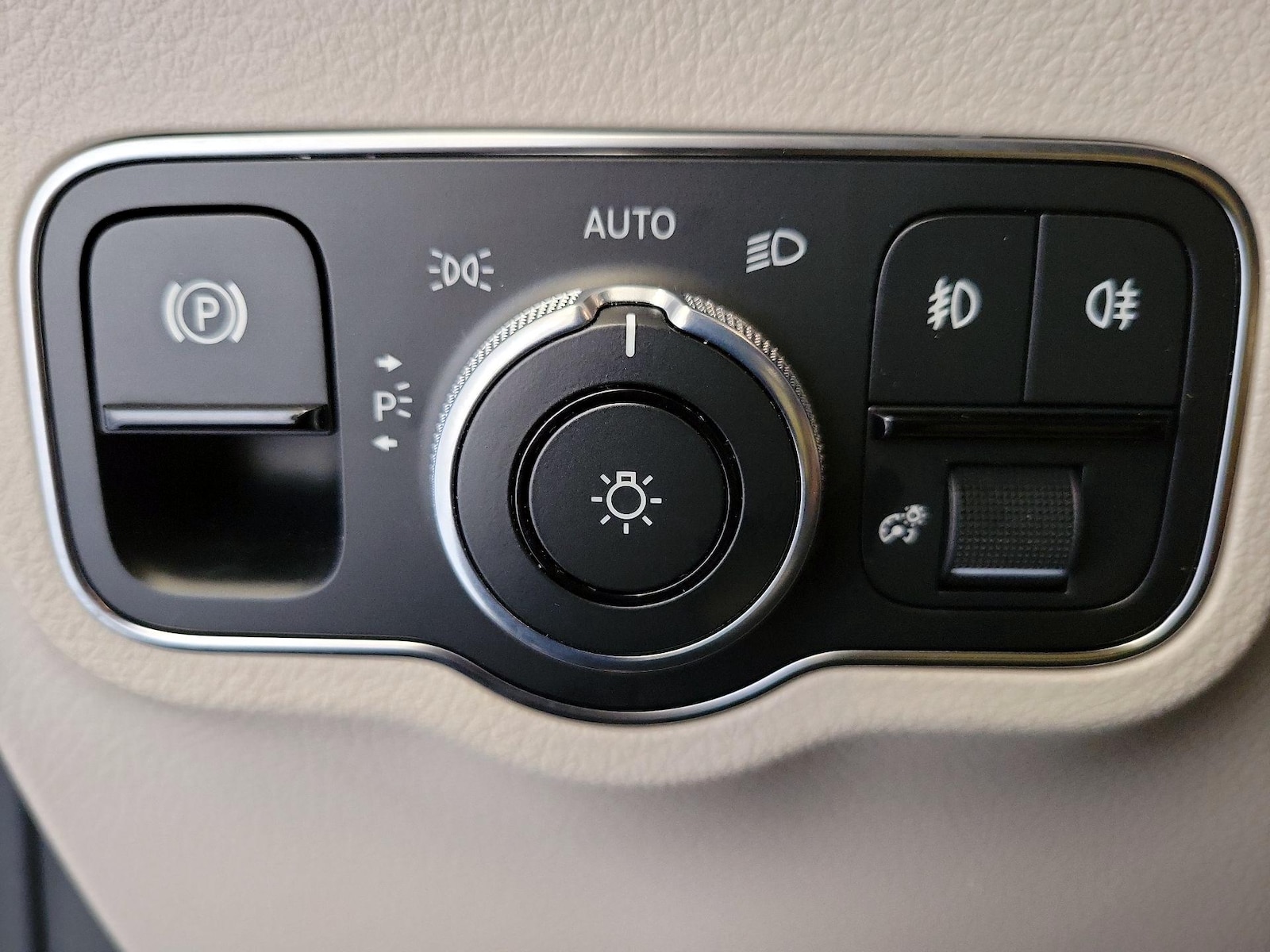 2021 Mercedes-Benz GLA GLA250 - Photo 14