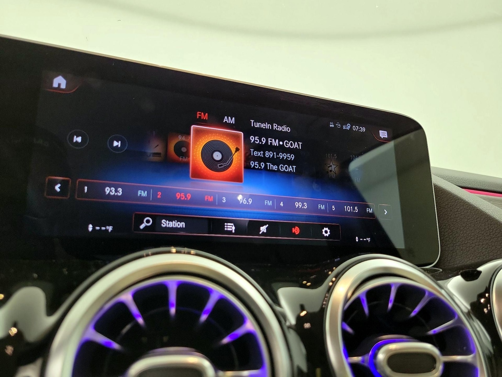 2021 Mercedes-Benz GLA GLA250 - Photo 16