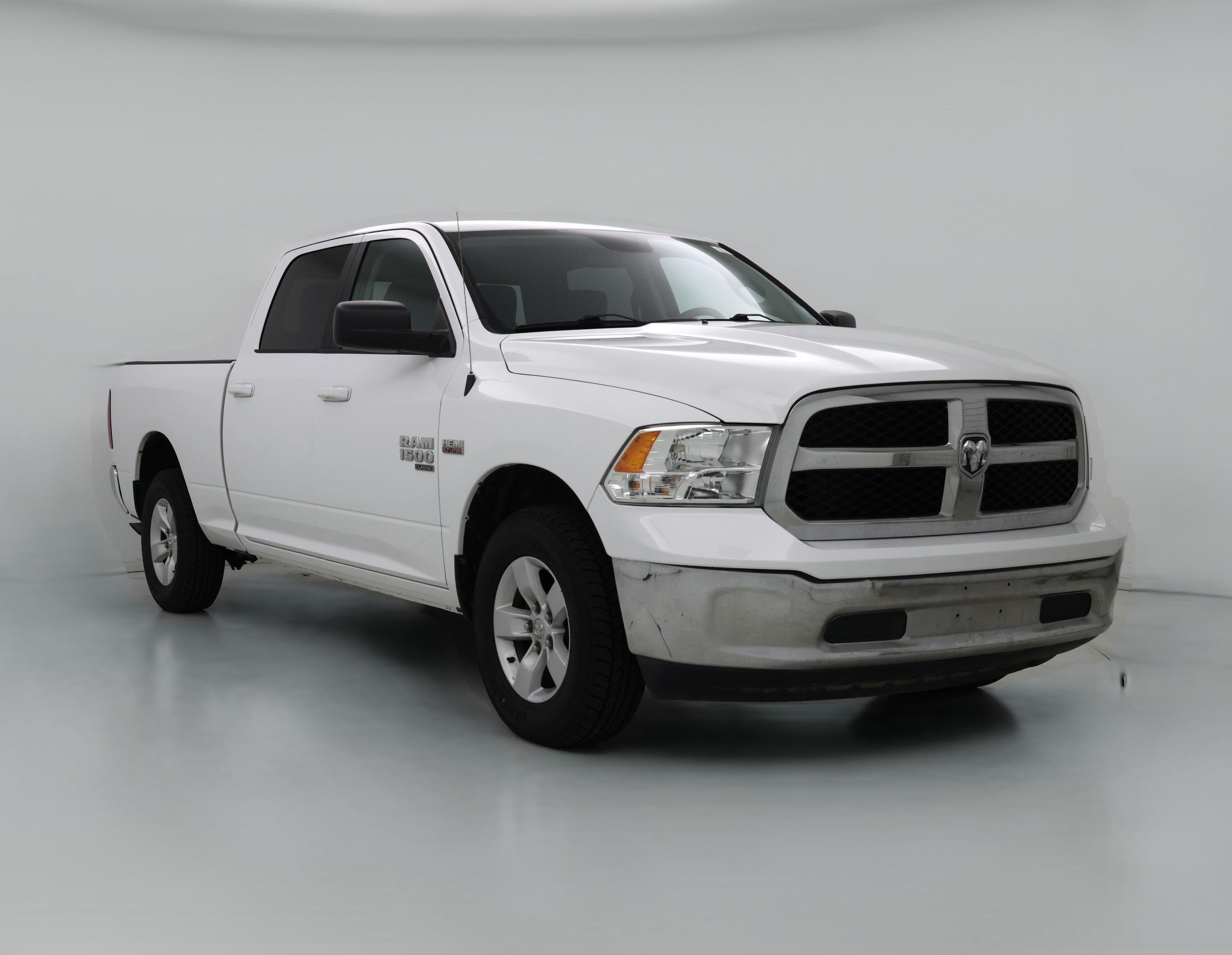 Thumbnail: 2020 RAM 1500 Classic - 1