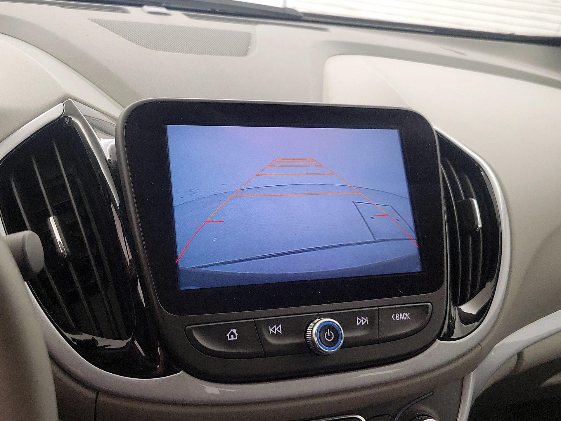 Thumbnail: 2016 Chevrolet Volt - 14