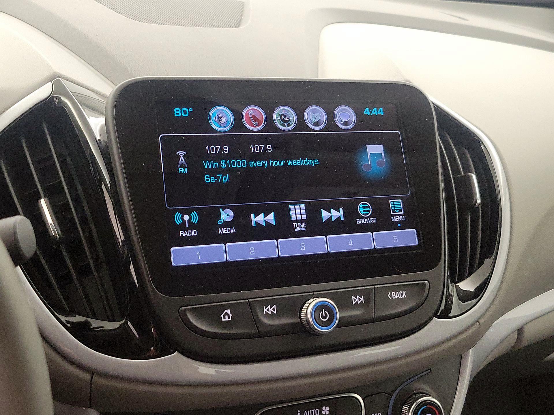 Thumbnail: 2016 Chevrolet Volt - 15