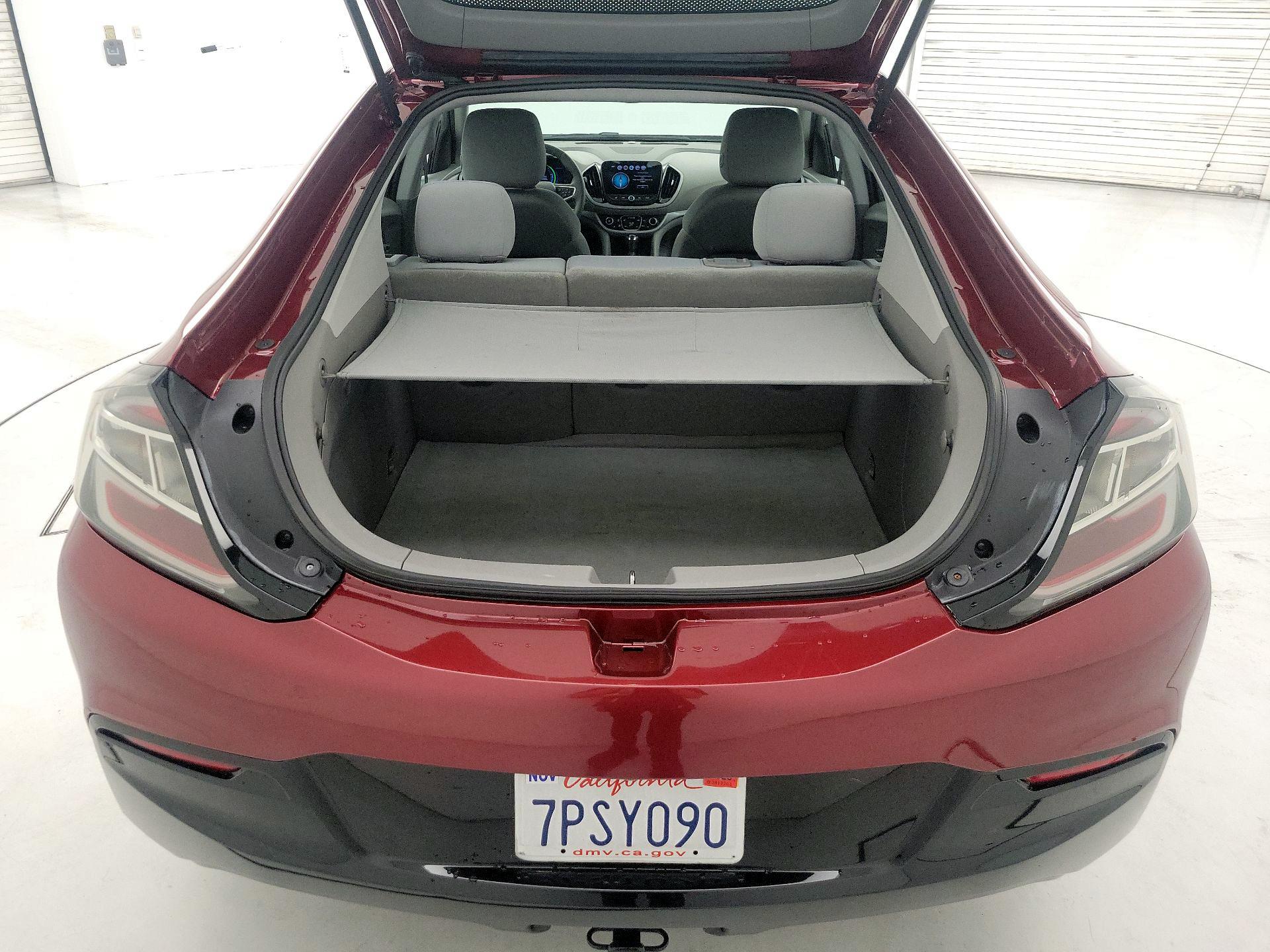 Thumbnail: 2016 Chevrolet Volt - 20