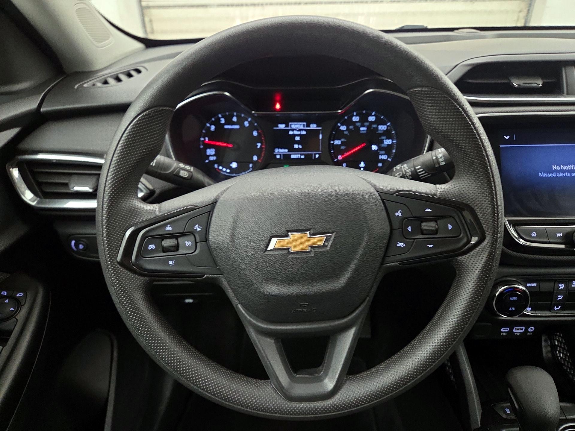 Thumbnail: 2022 Chevrolet TrailBlazer - 10