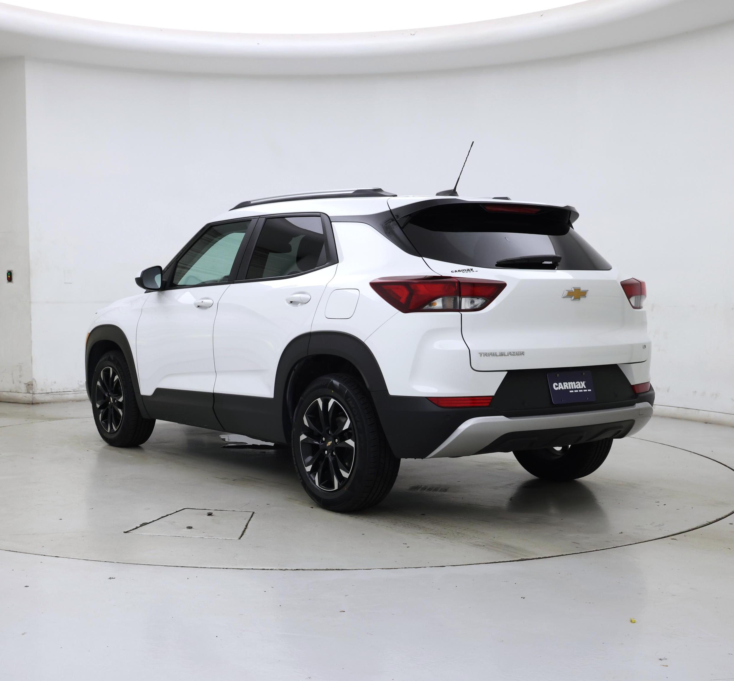 Thumbnail: 2022 Chevrolet TrailBlazer - 2