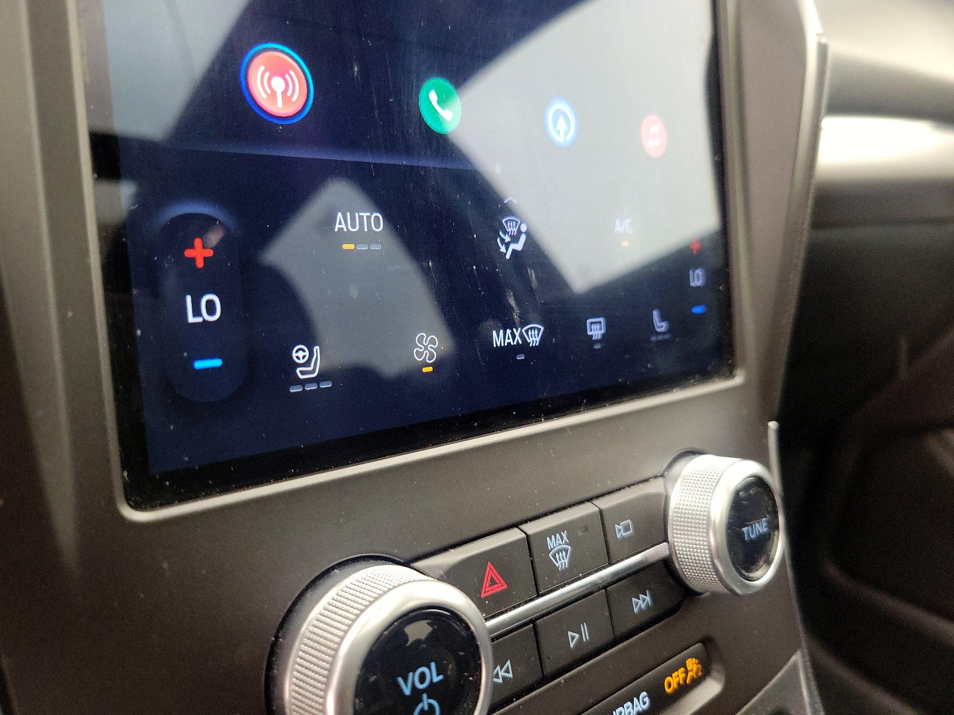 Thumbnail: 2021 Ford Edge - 17
