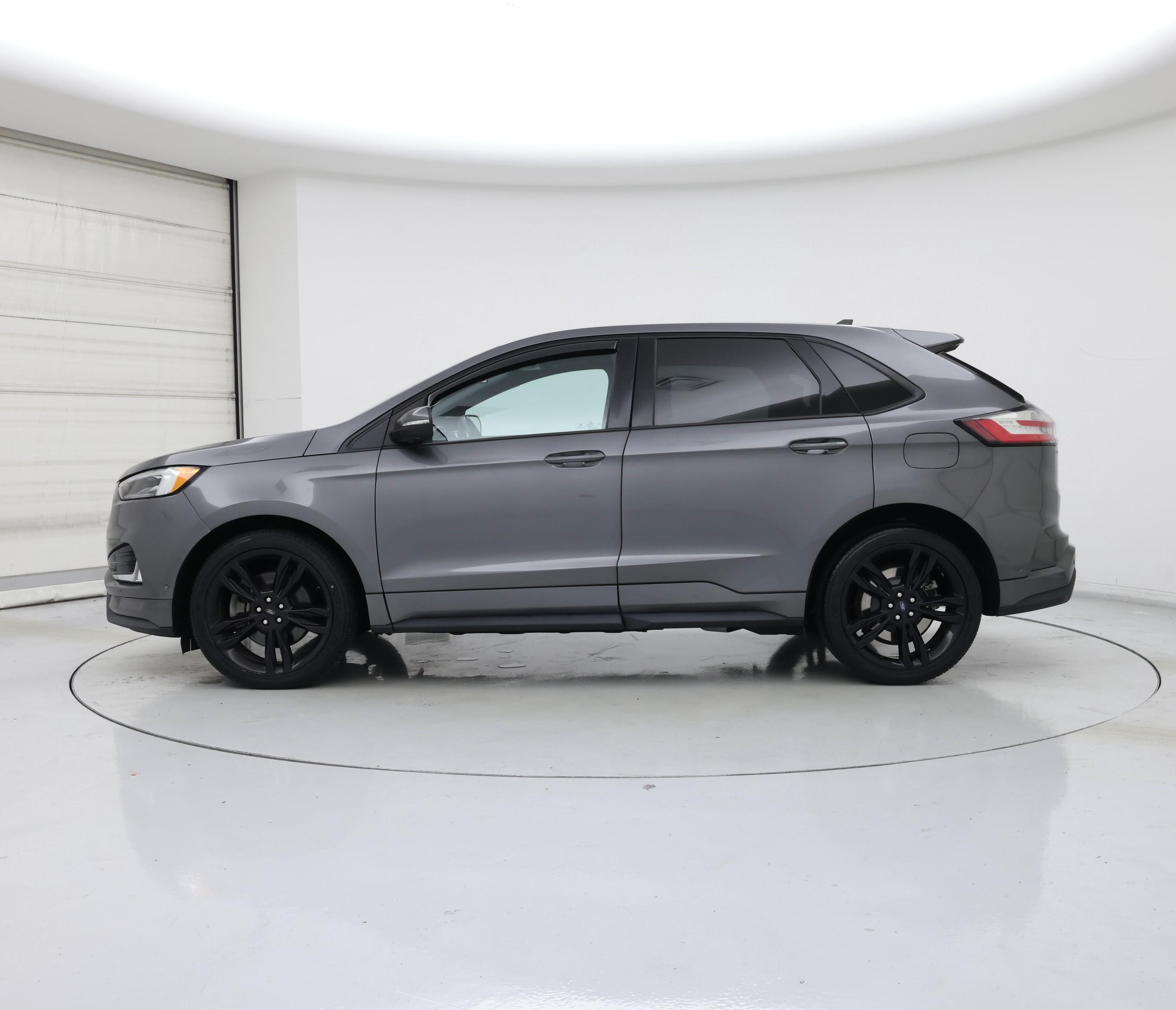 Thumbnail: 2021 Ford Edge - 3