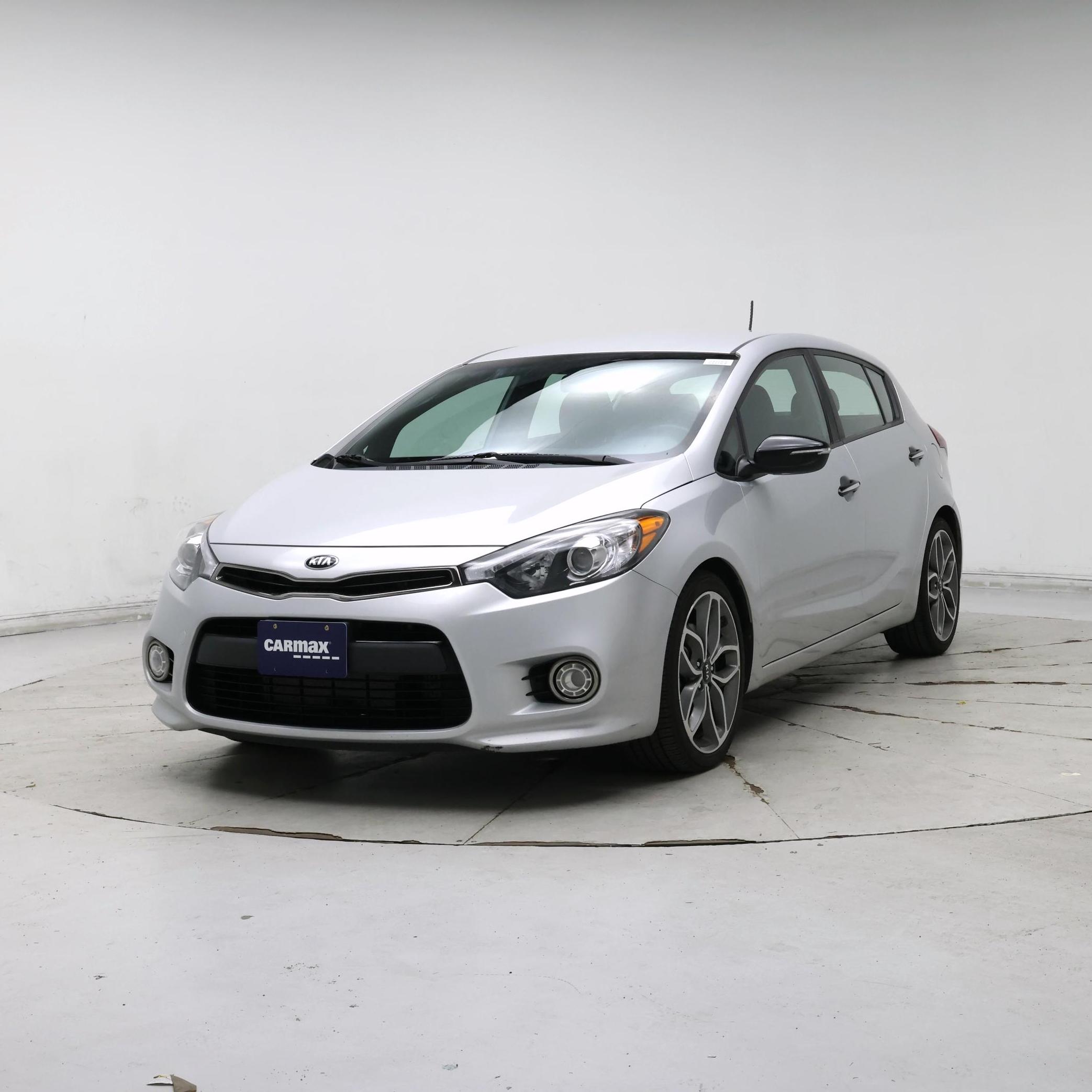 Thumbnail: 2016 Kia Forte - 4