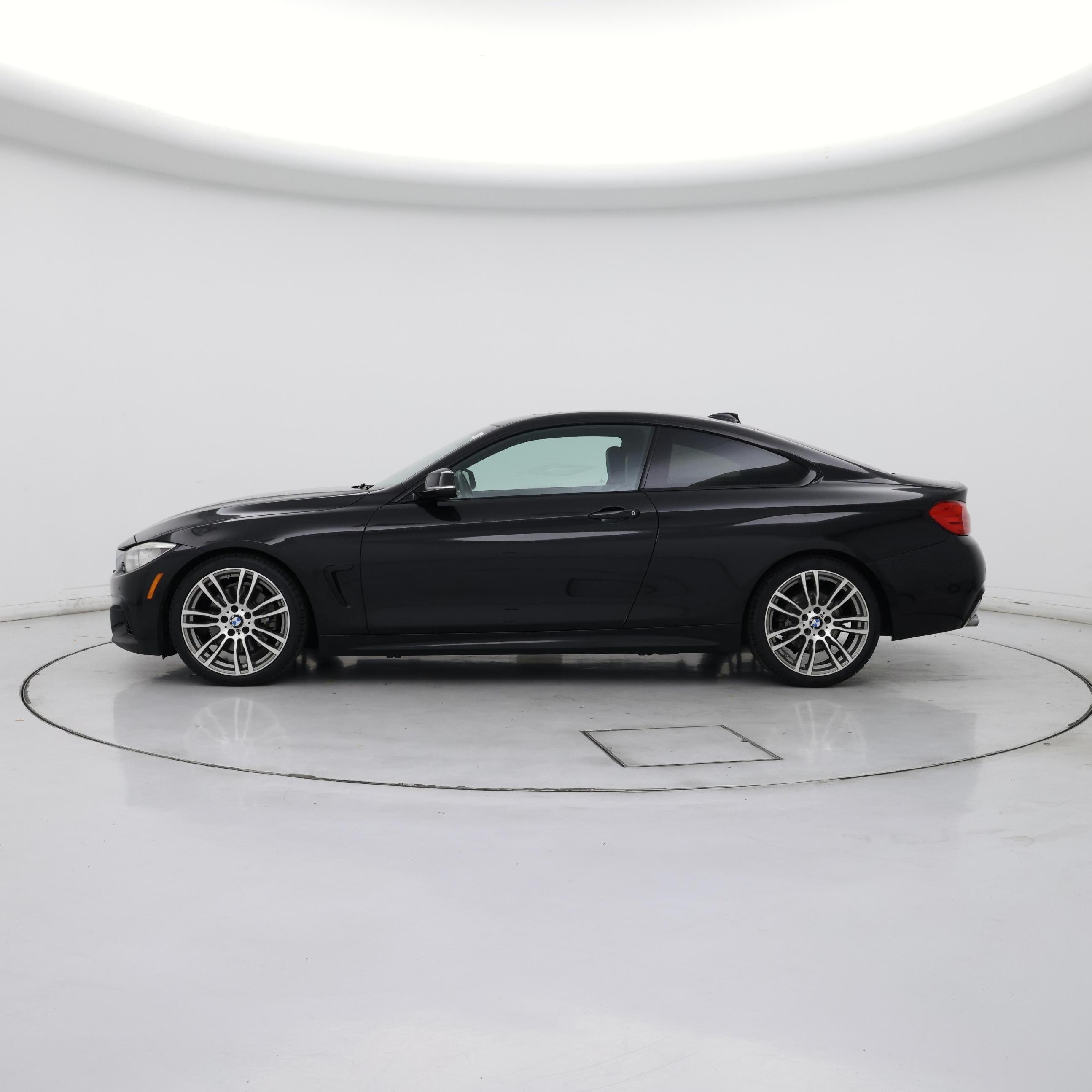 Thumbnail: 2015 BMW 4 Series - 3